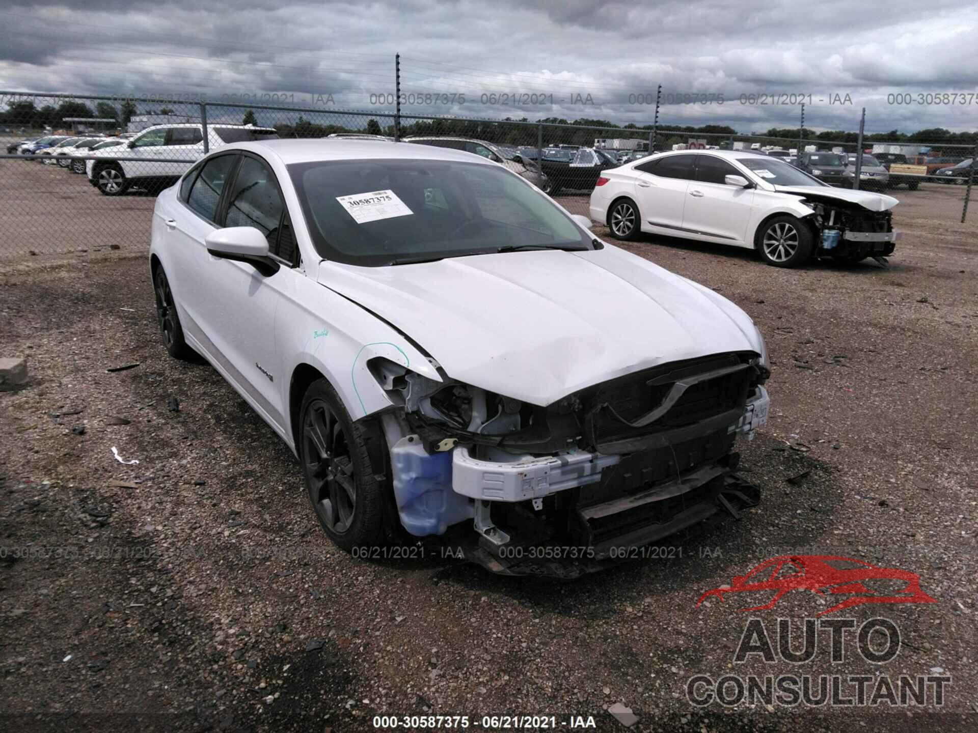 FORD FUSION HYBRID 2018 - 3FA6P0LU8JR234138