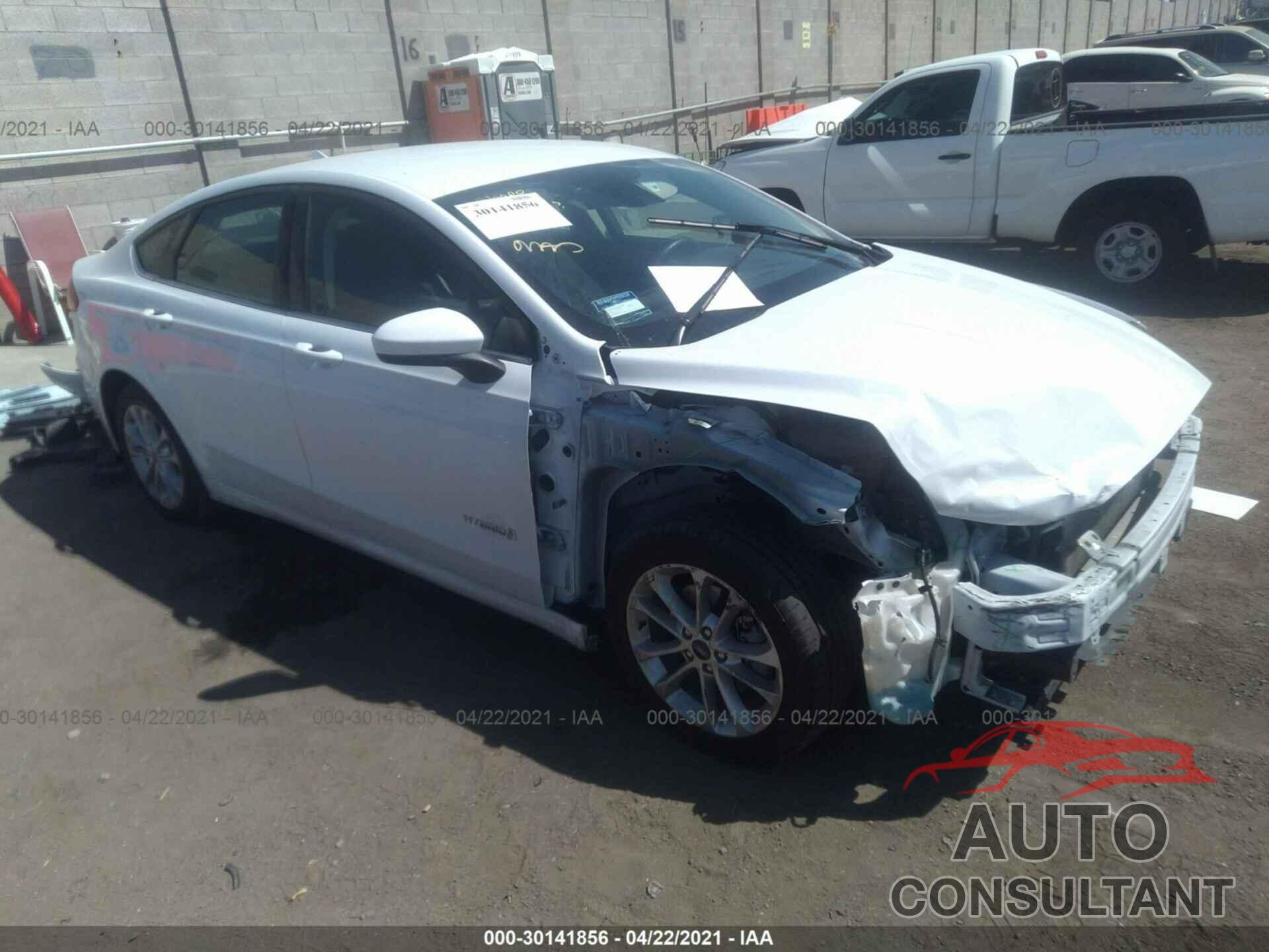 FORD FUSION HYBRID 2019 - 3FA6P0LU5KR182131