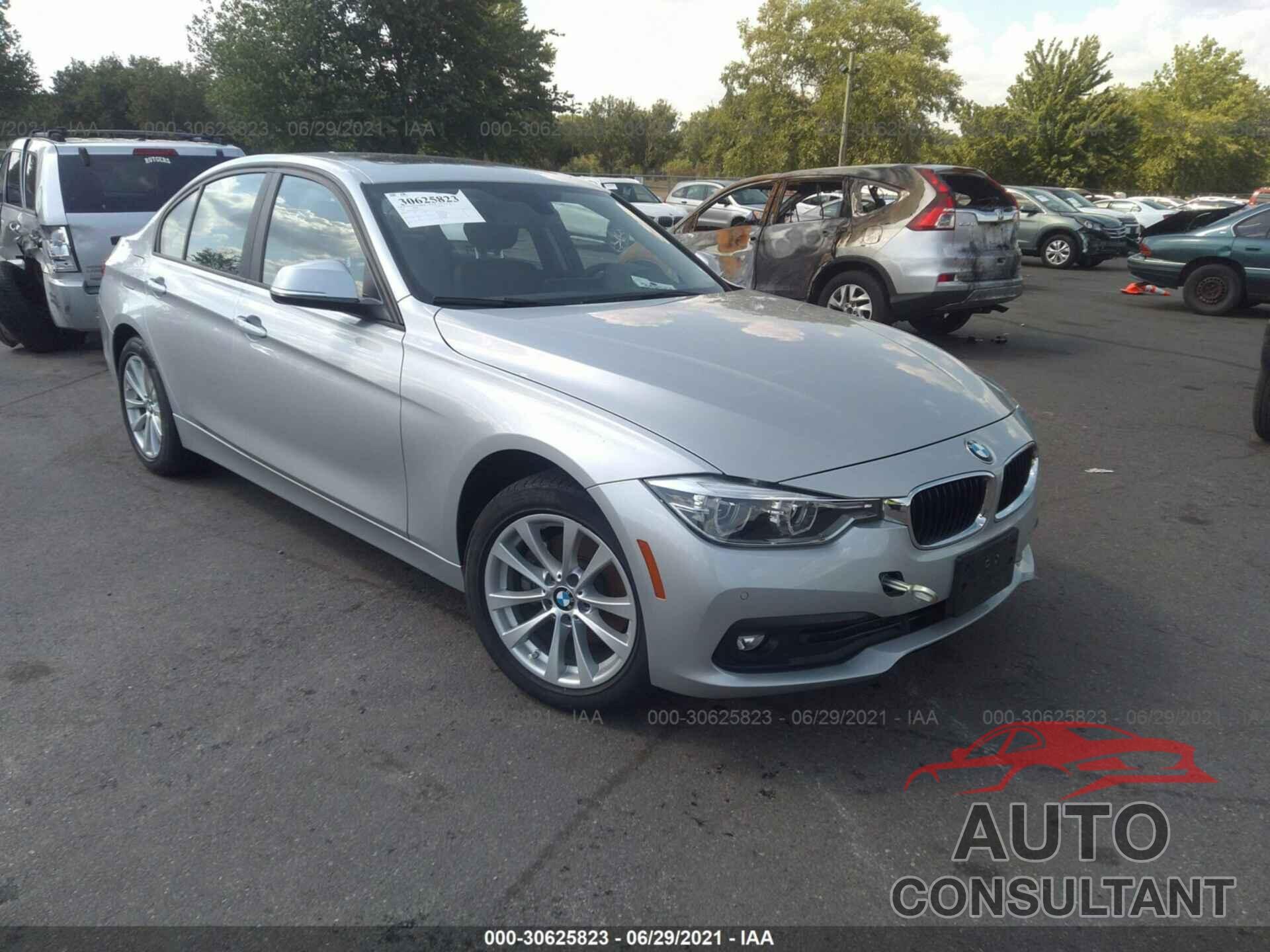 BMW 3 SERIES 2018 - WBA8A3C5XJA505979