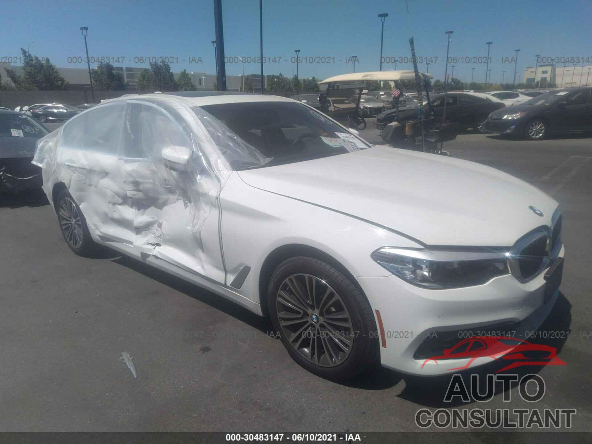 BMW 5 SERIES 2018 - WBAJA5C57JWA39463