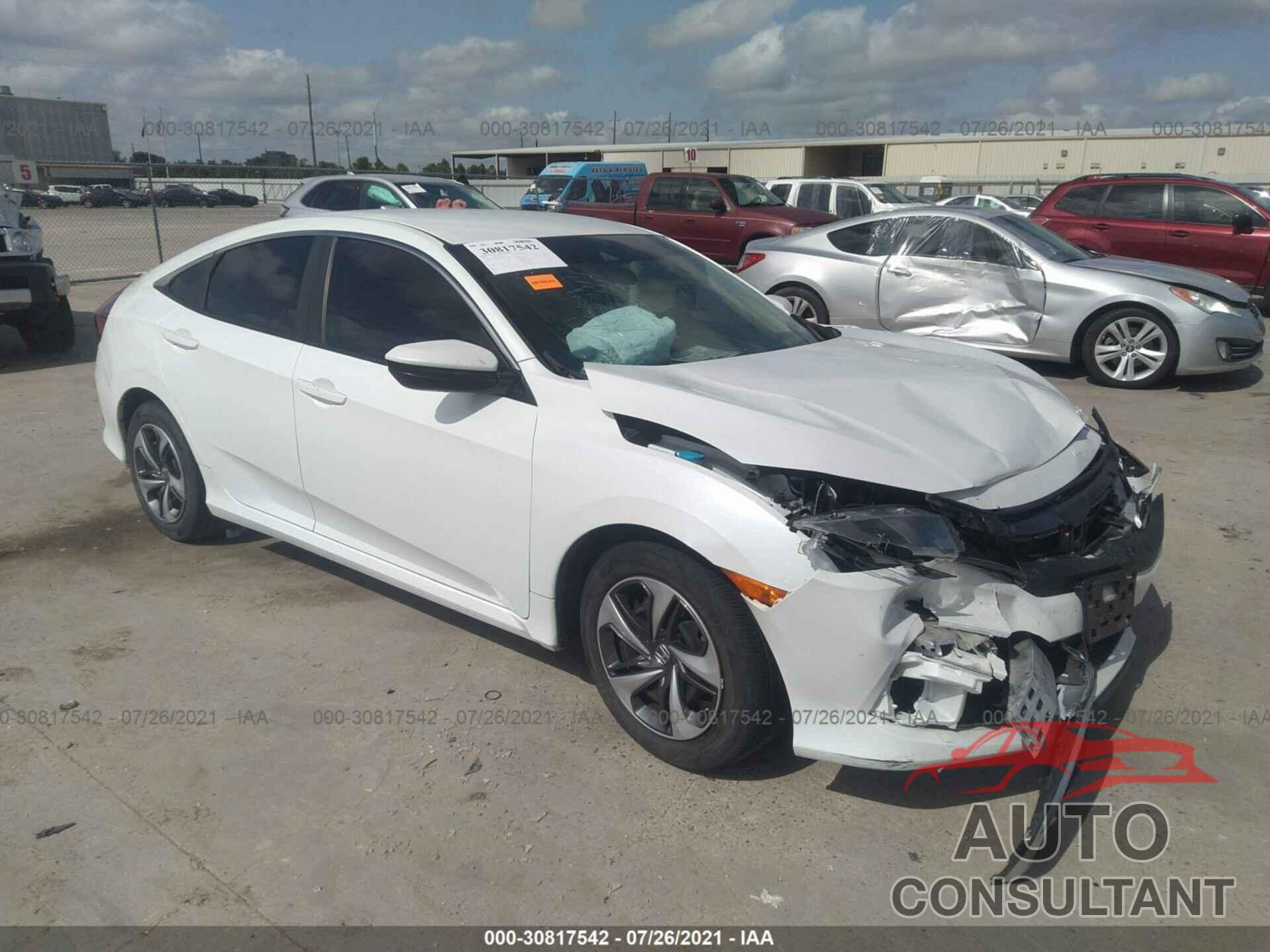 HONDA CIVIC SEDAN 2019 - 19XFC2F6XKE048446