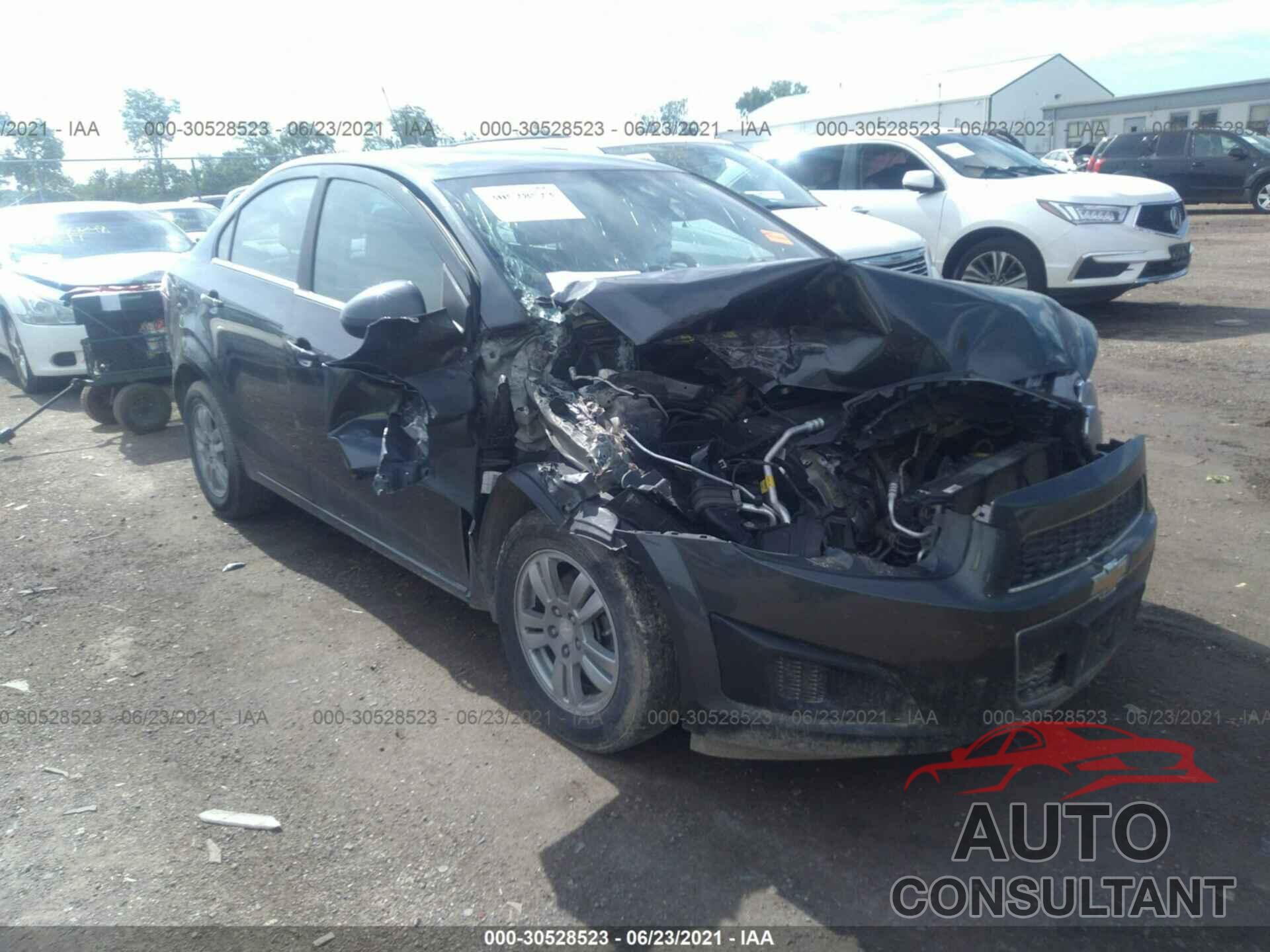 CHEVROLET SONIC 2016 - 1G1JC5SH5G4118472