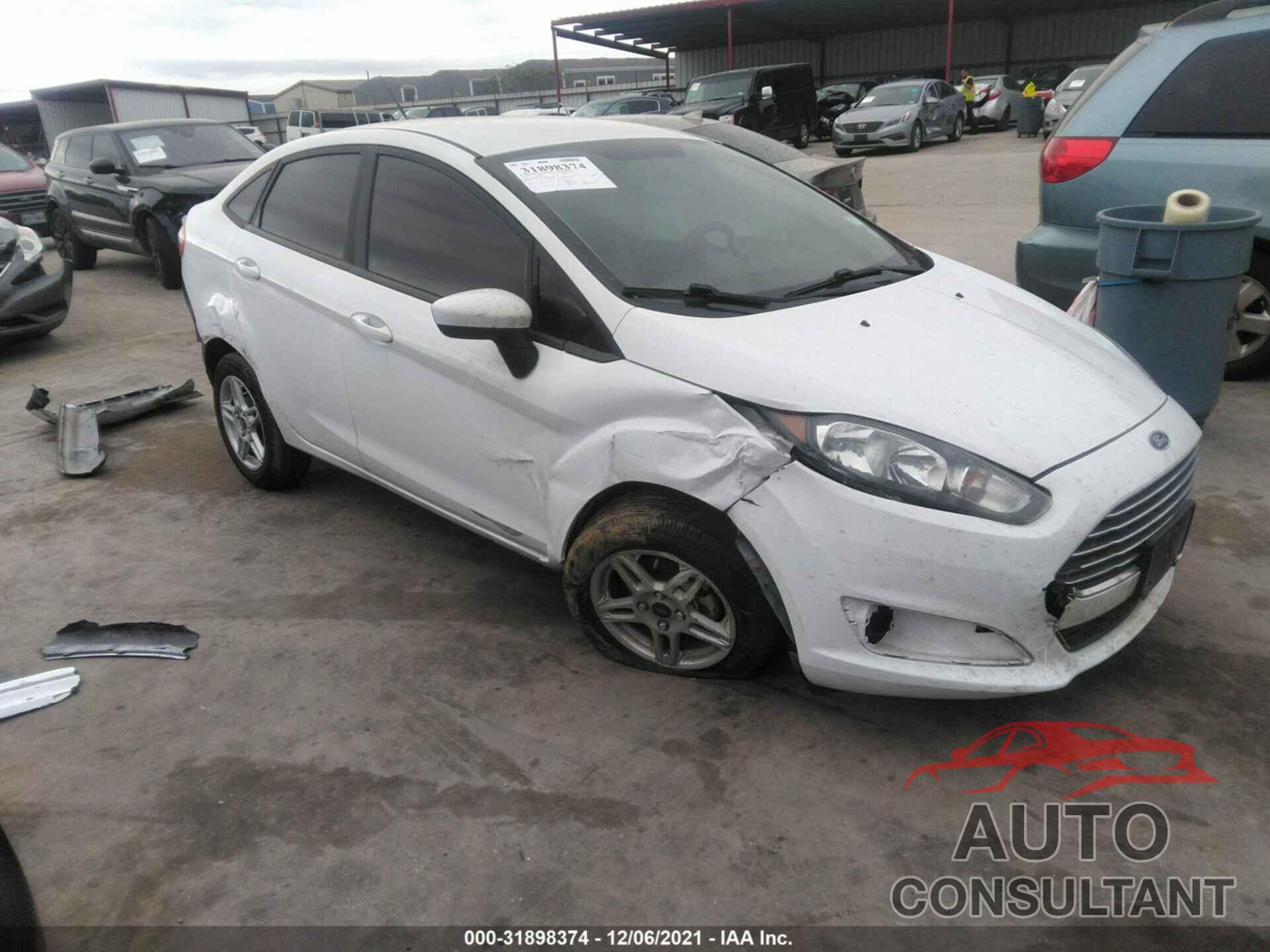 FORD FIESTA 2018 - 3FADP4BJ4JM142852