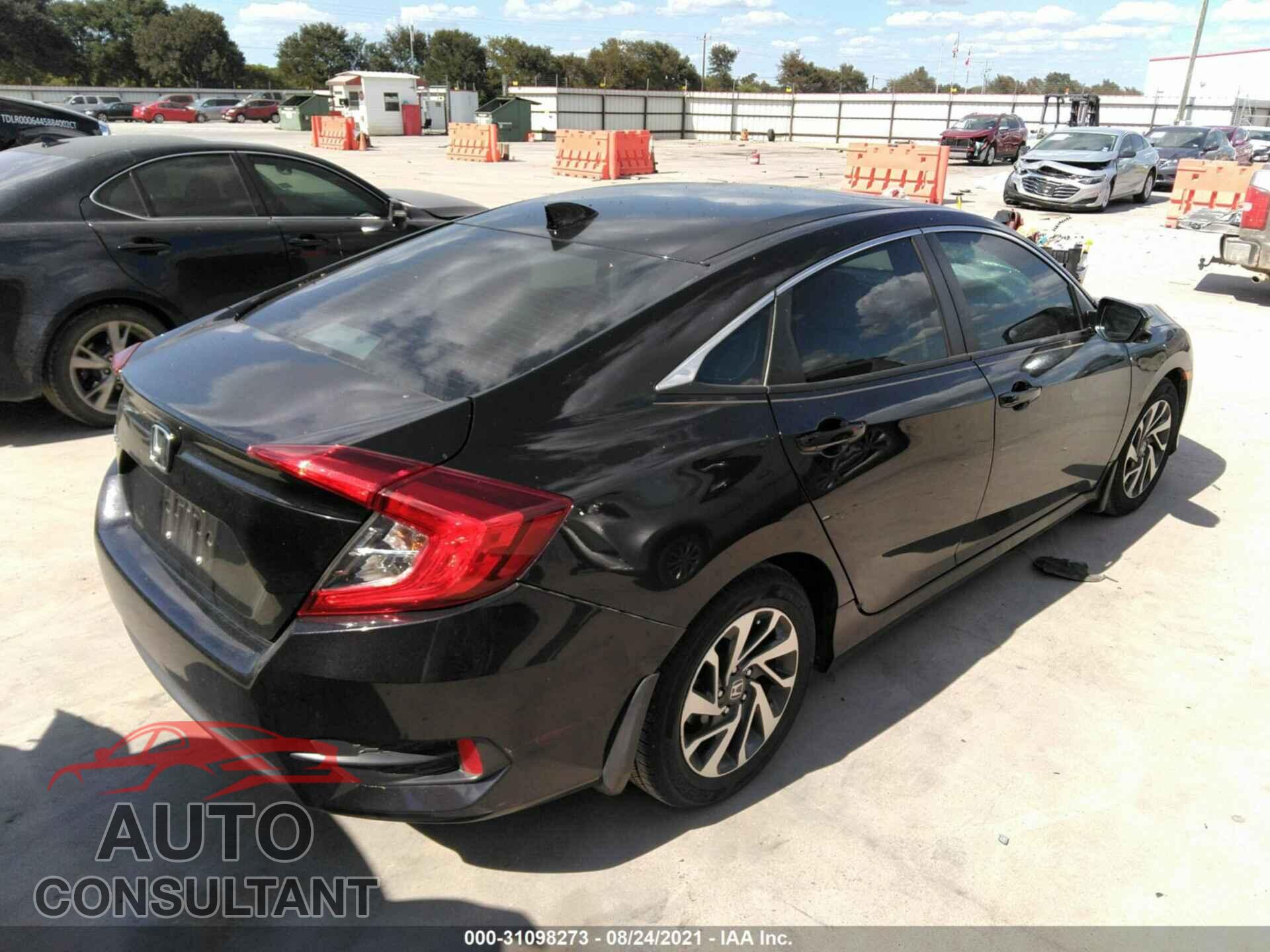HONDA CIVIC SEDAN 2017 - 19XFC2F73HE048211