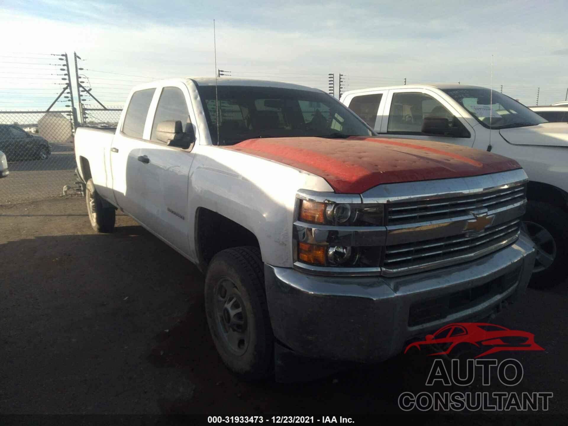 CHEVROLET SILVERADO 2500HD 2018 - 1GC1CUEG9JF278421