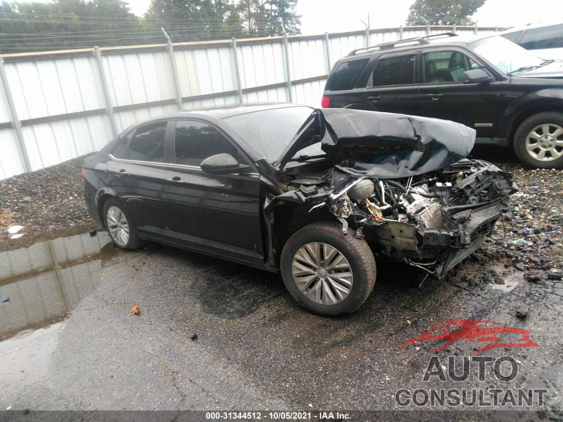 VOLKSWAGEN JETTA 2019 - 3VWC57BU8KM129527