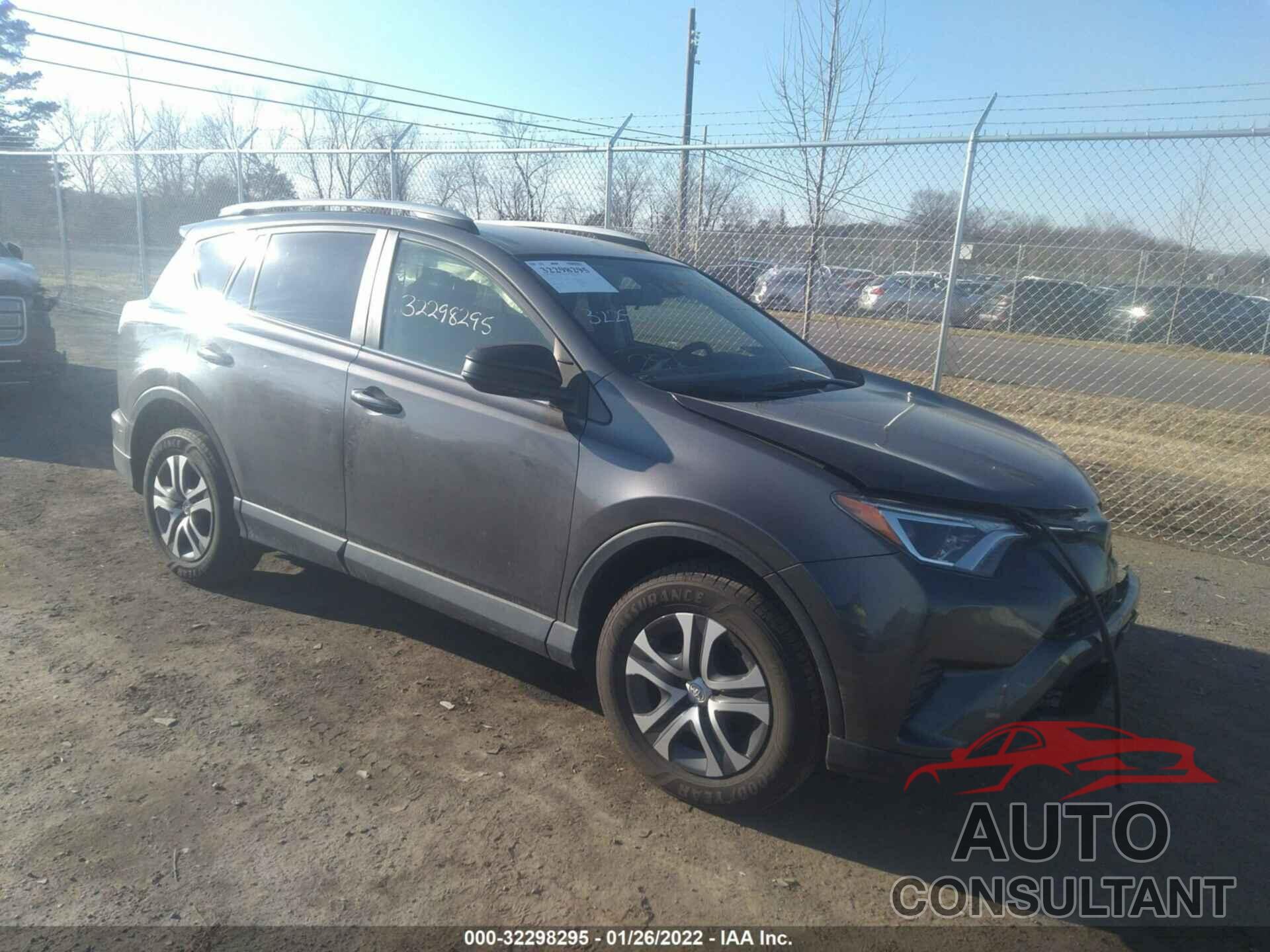 TOYOTA RAV4 2017 - JTMBFREV2HJ126687