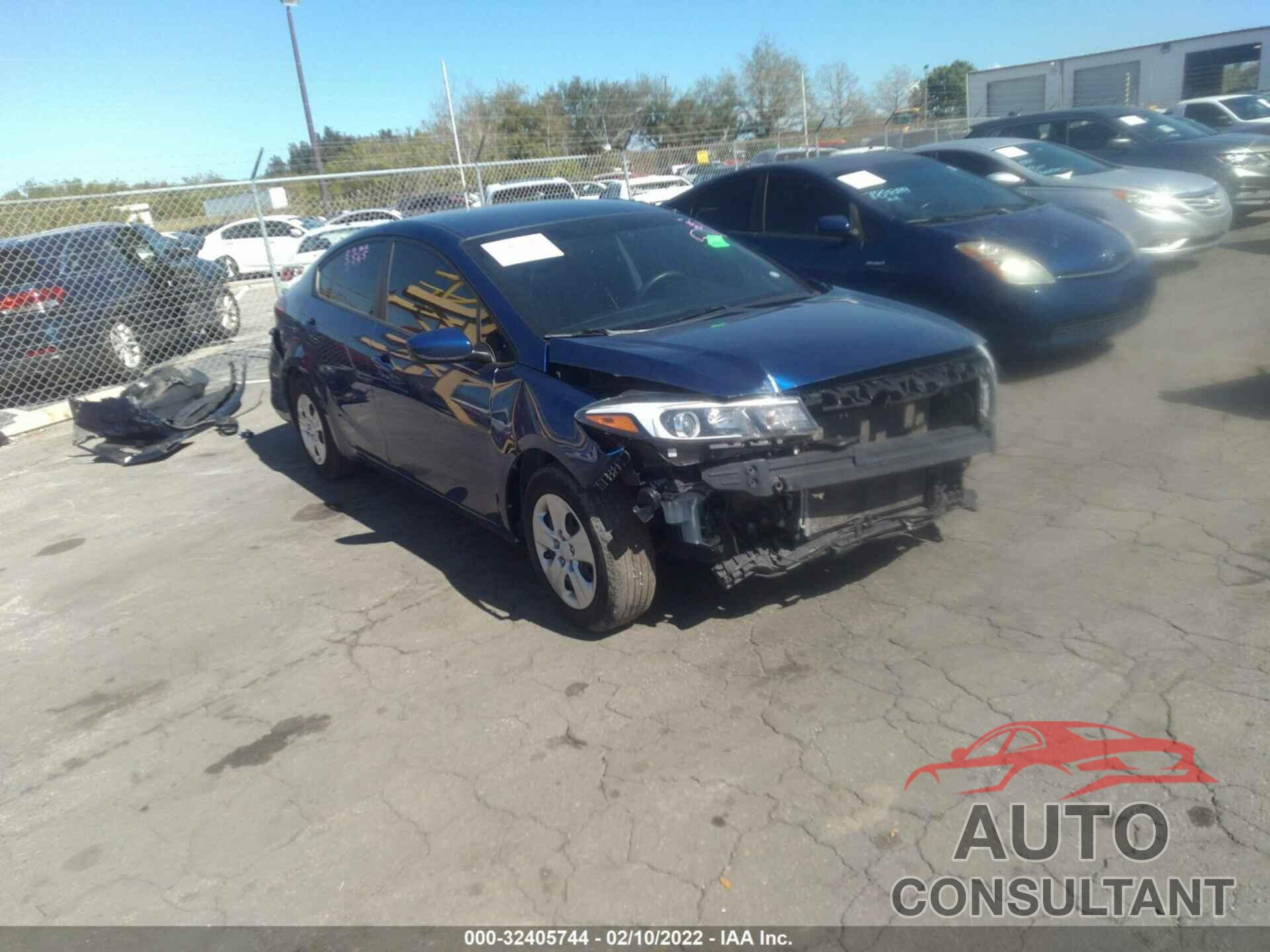 KIA FORTE 2018 - 3KPFL4A79JE204714