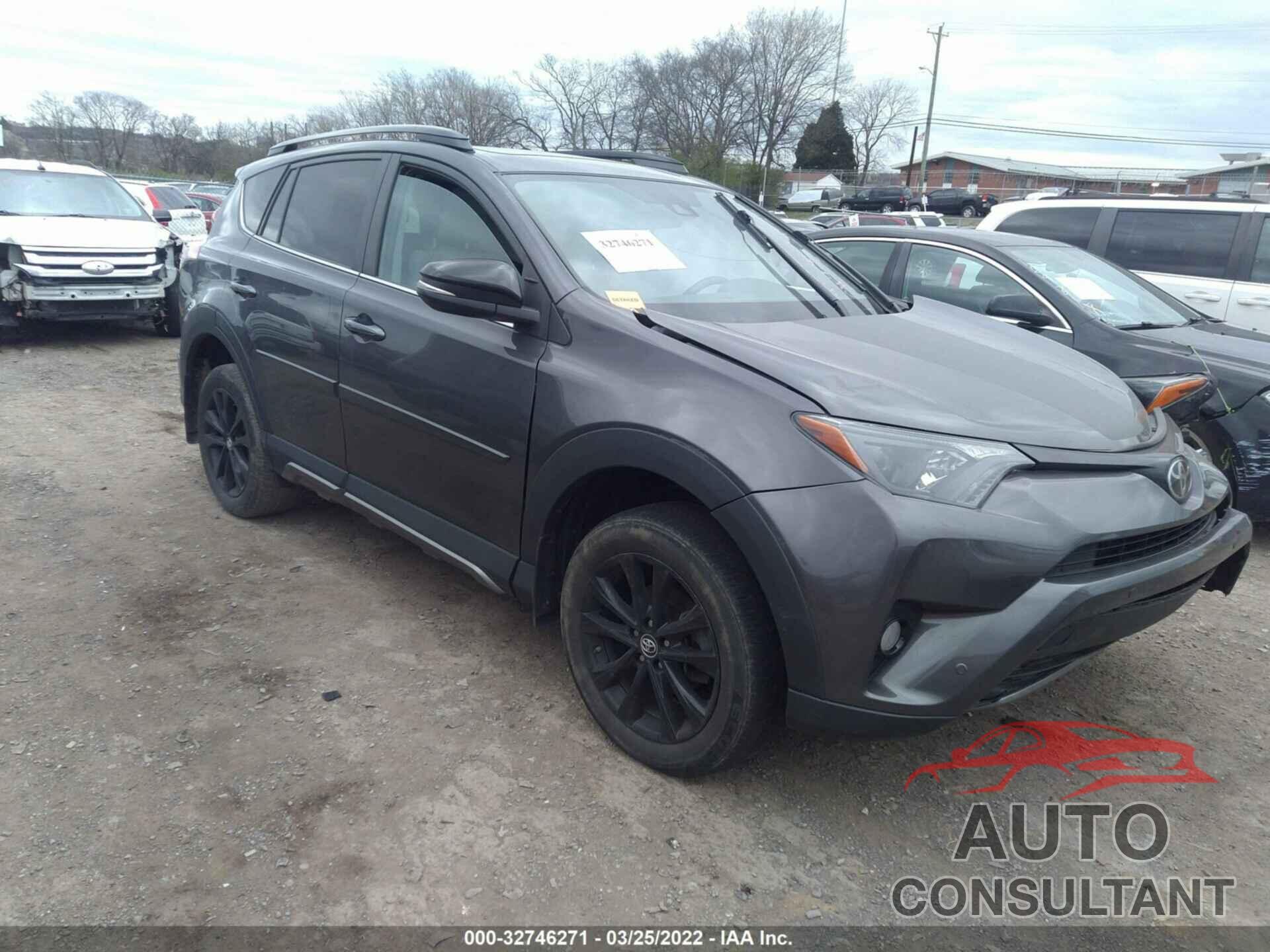 TOYOTA RAV4 2018 - 2T3RFREV1JW759591