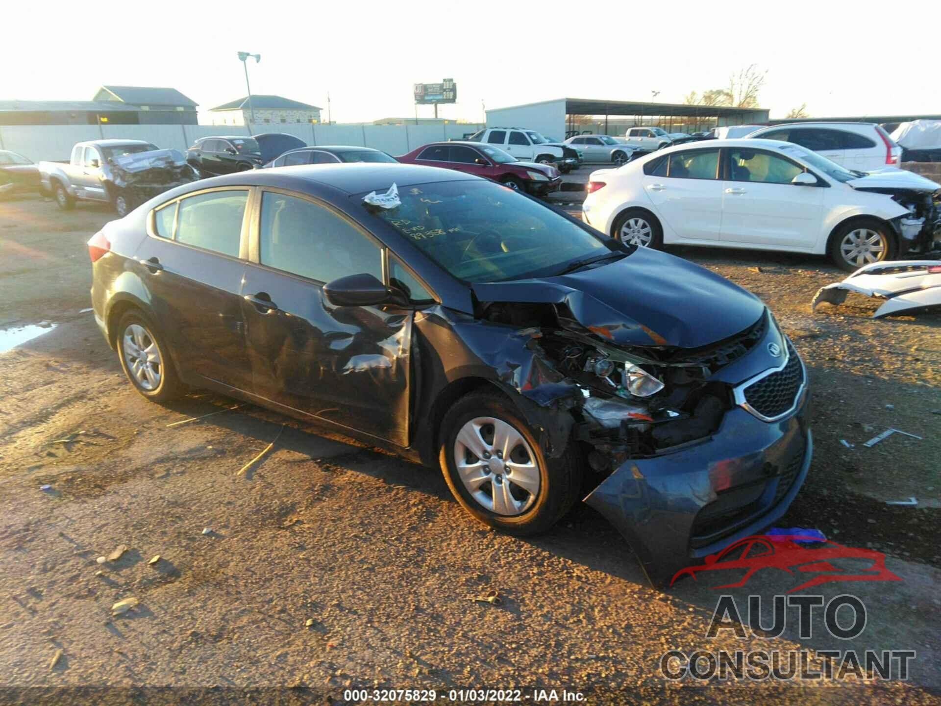 KIA FORTE 2016 - KNAFK4A6XG5565820