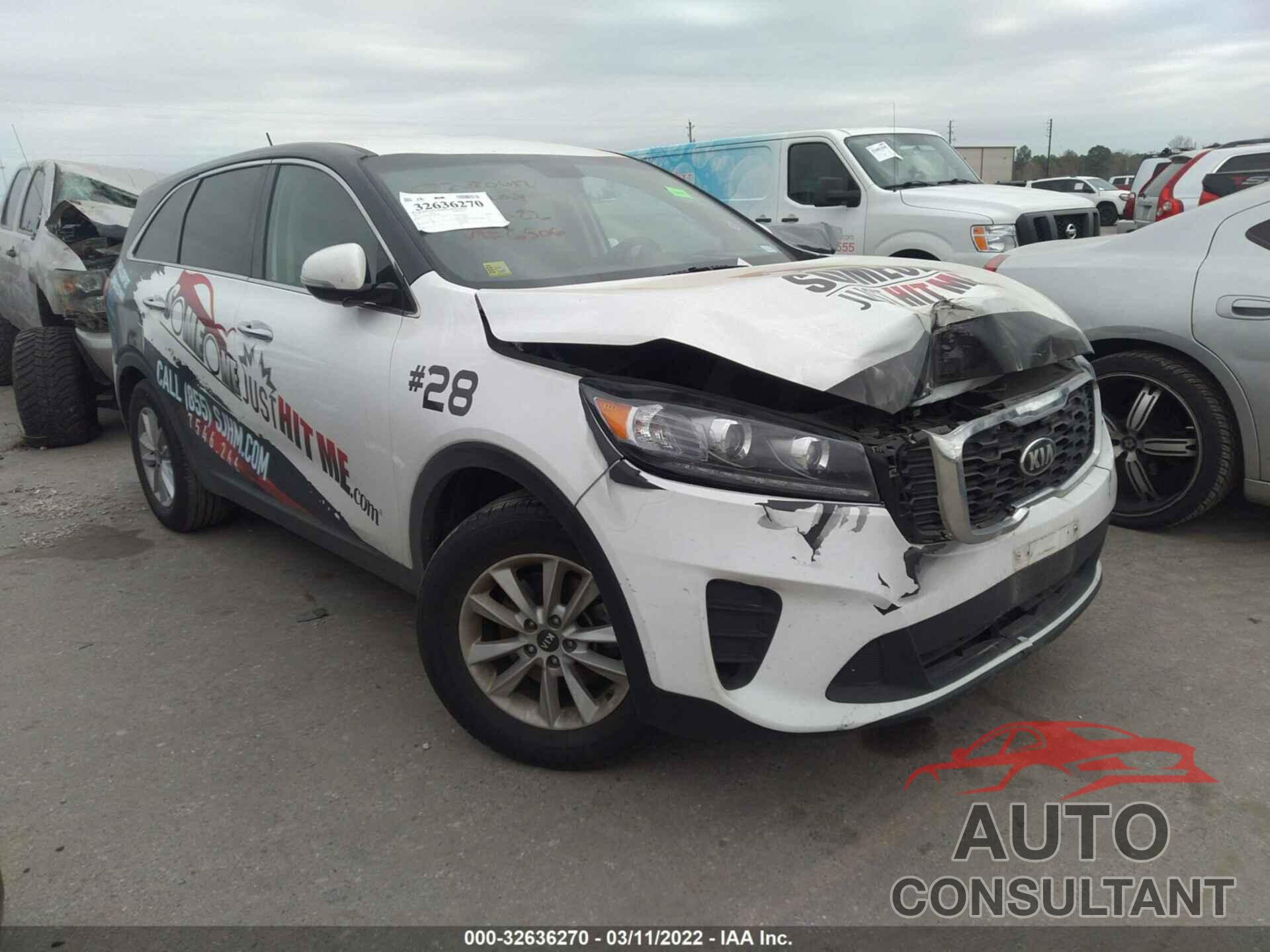 KIA SORENTO 2019 - 5XYPG4A59KG566506