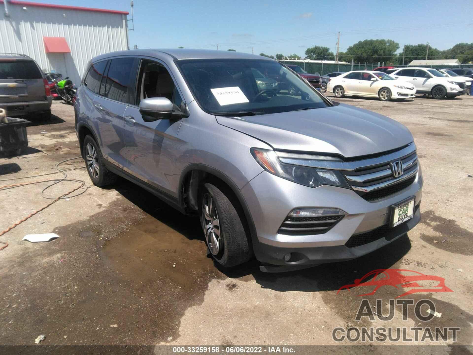 HONDA PILOT 2017 - 5FNYF5H3XHB023716