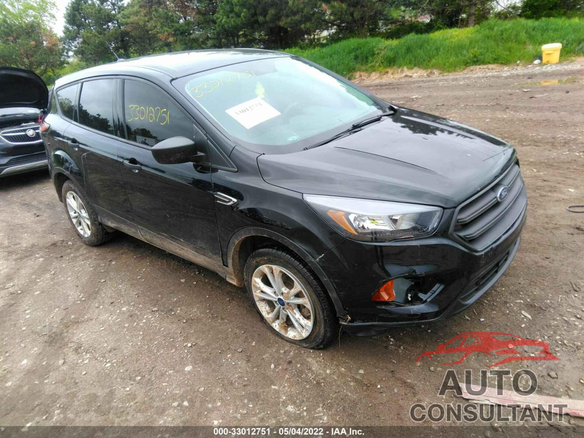 FORD ESCAPE 2018 - 1FMCU0F70JUA44415