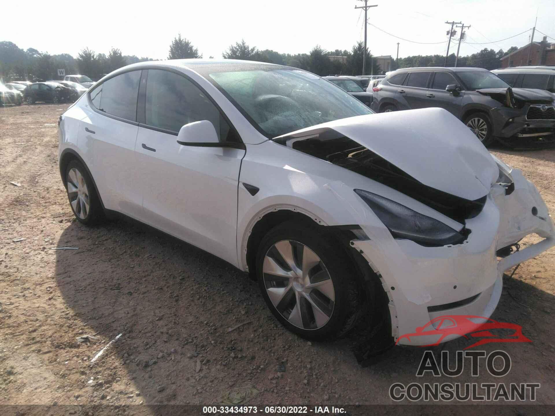 TESLA MODEL Y 2021 - 5YJYGDEE3MF085756
