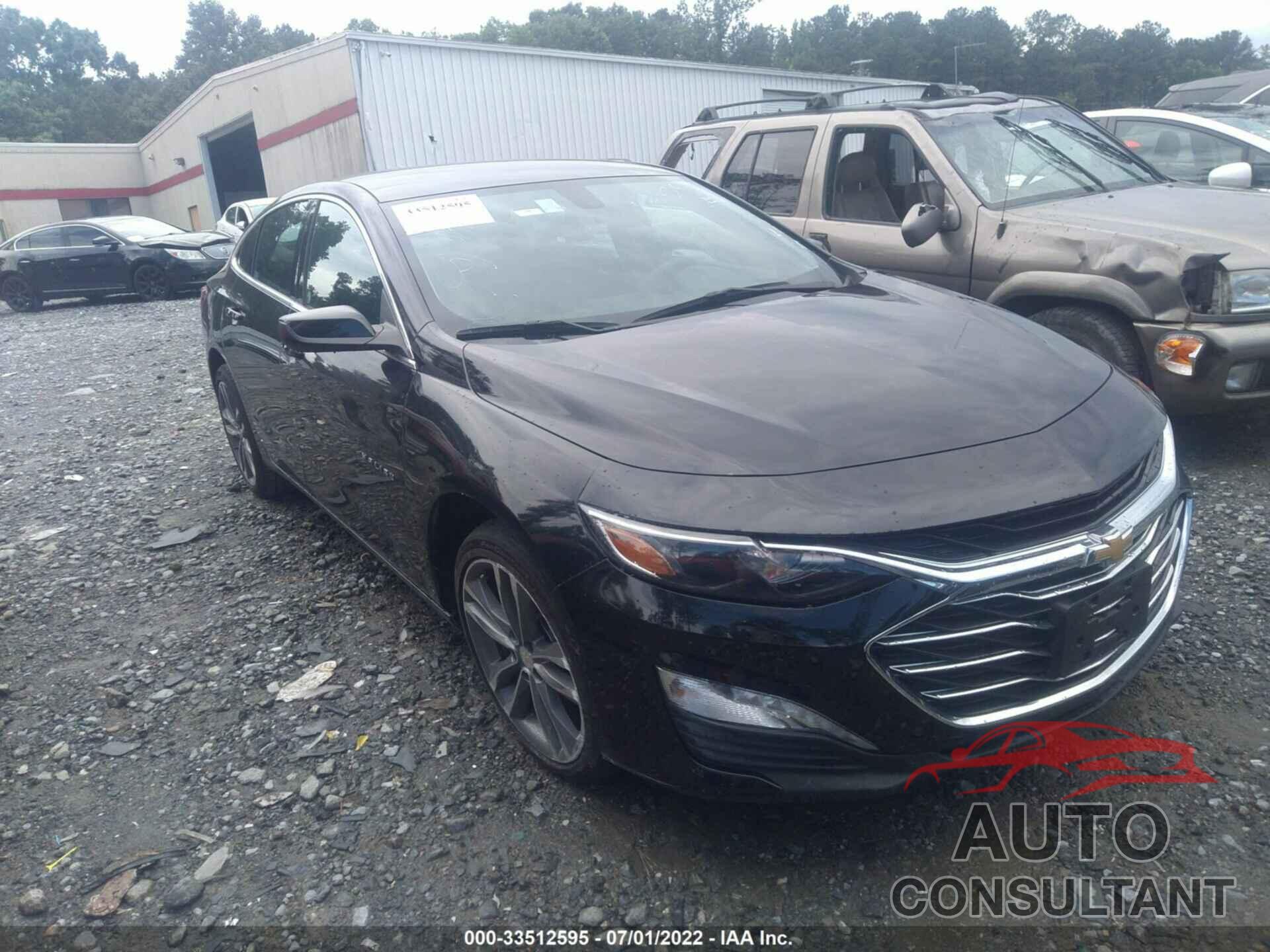 CHEVROLET MALIBU 2021 - 1G1ZD5ST8MF072818