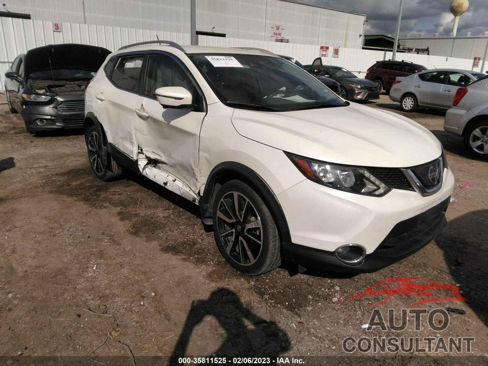 NISSAN ROGUE SPORT 2019 - JN1BJ1CP0KW521226