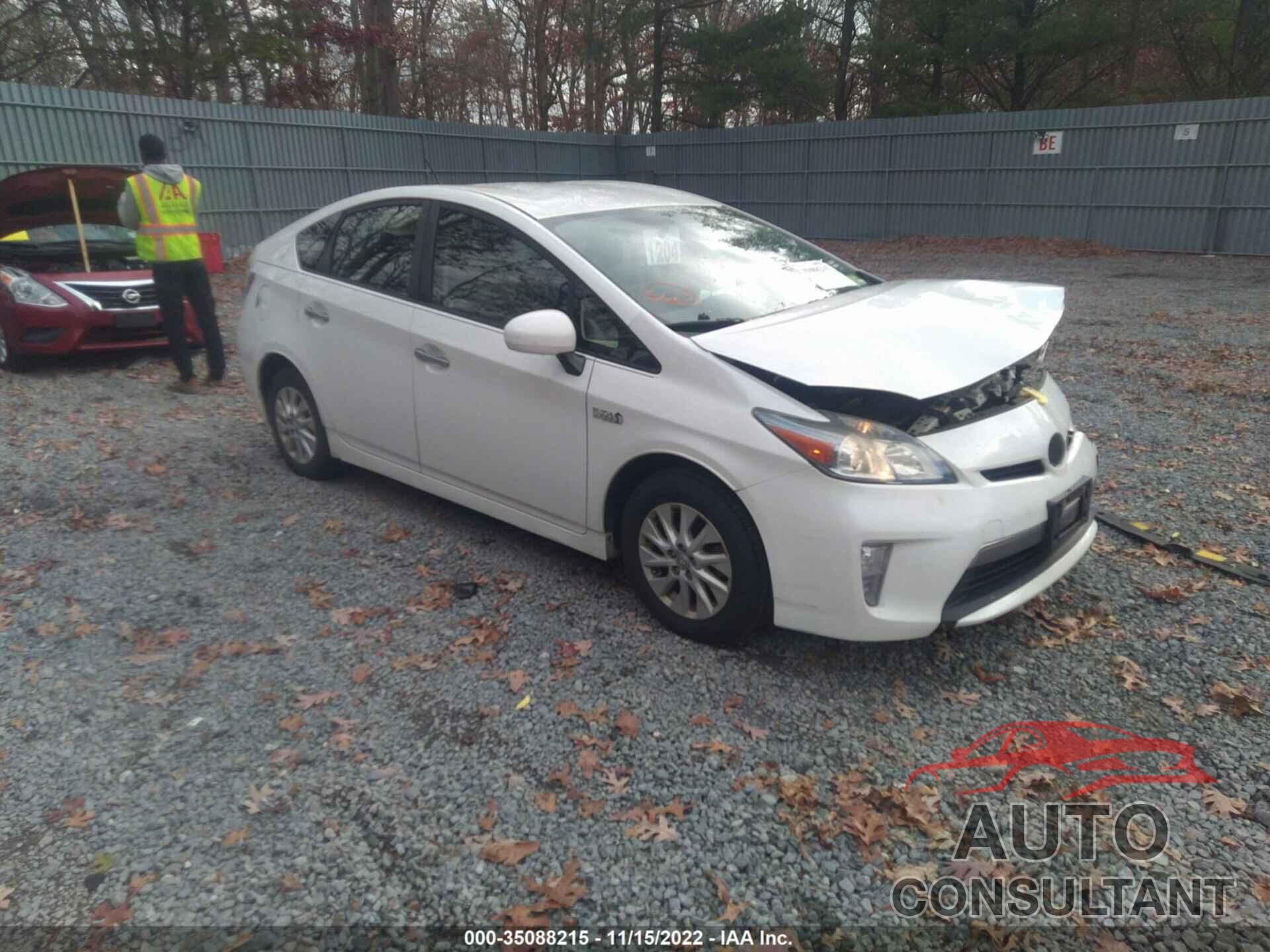 TOYOTA PRIUS PLUG-IN 2013 - JTDKN3DP2D3047750