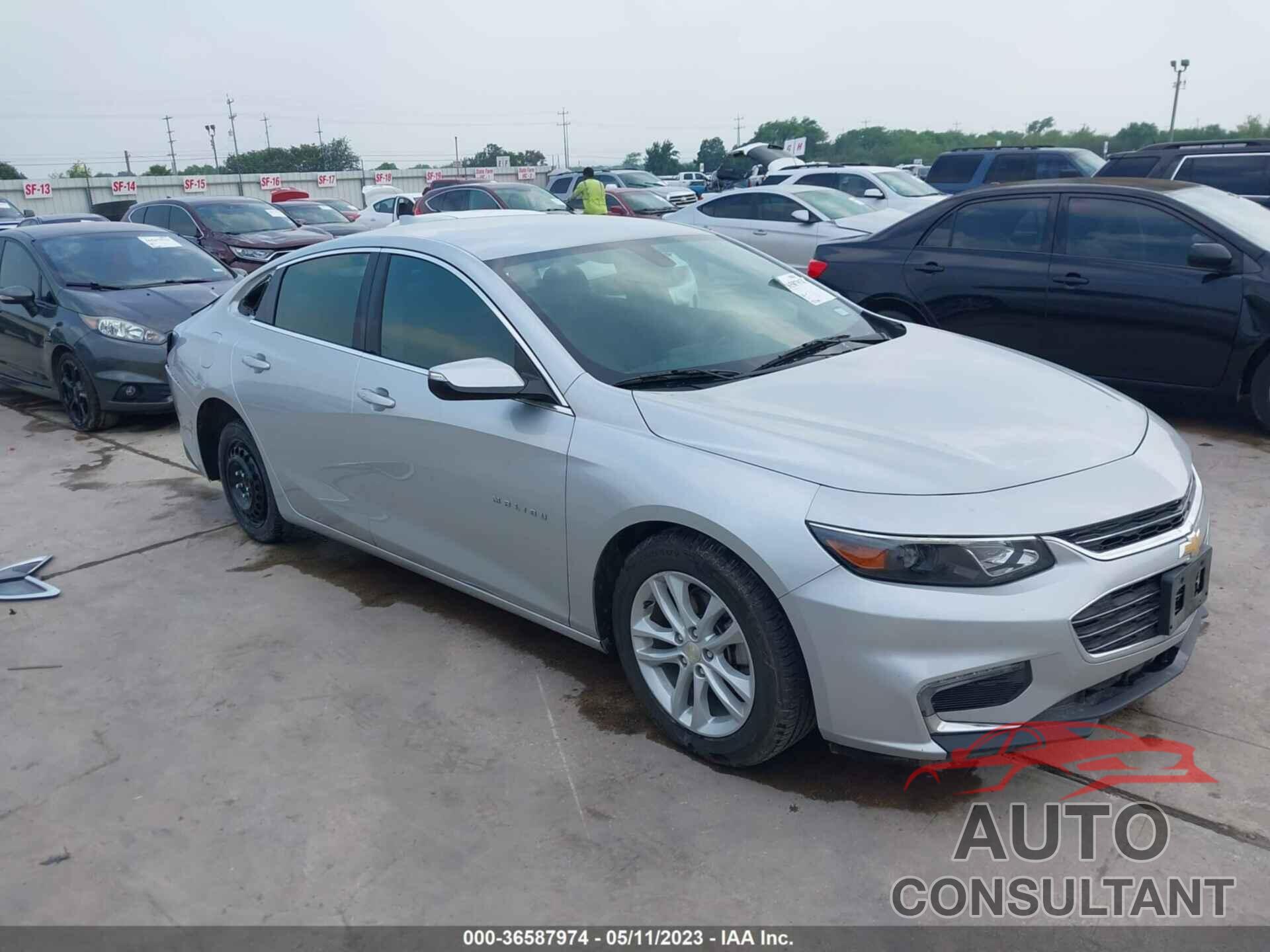 CHEVROLET MALIBU 2017 - 1G1ZE5STXHF169022