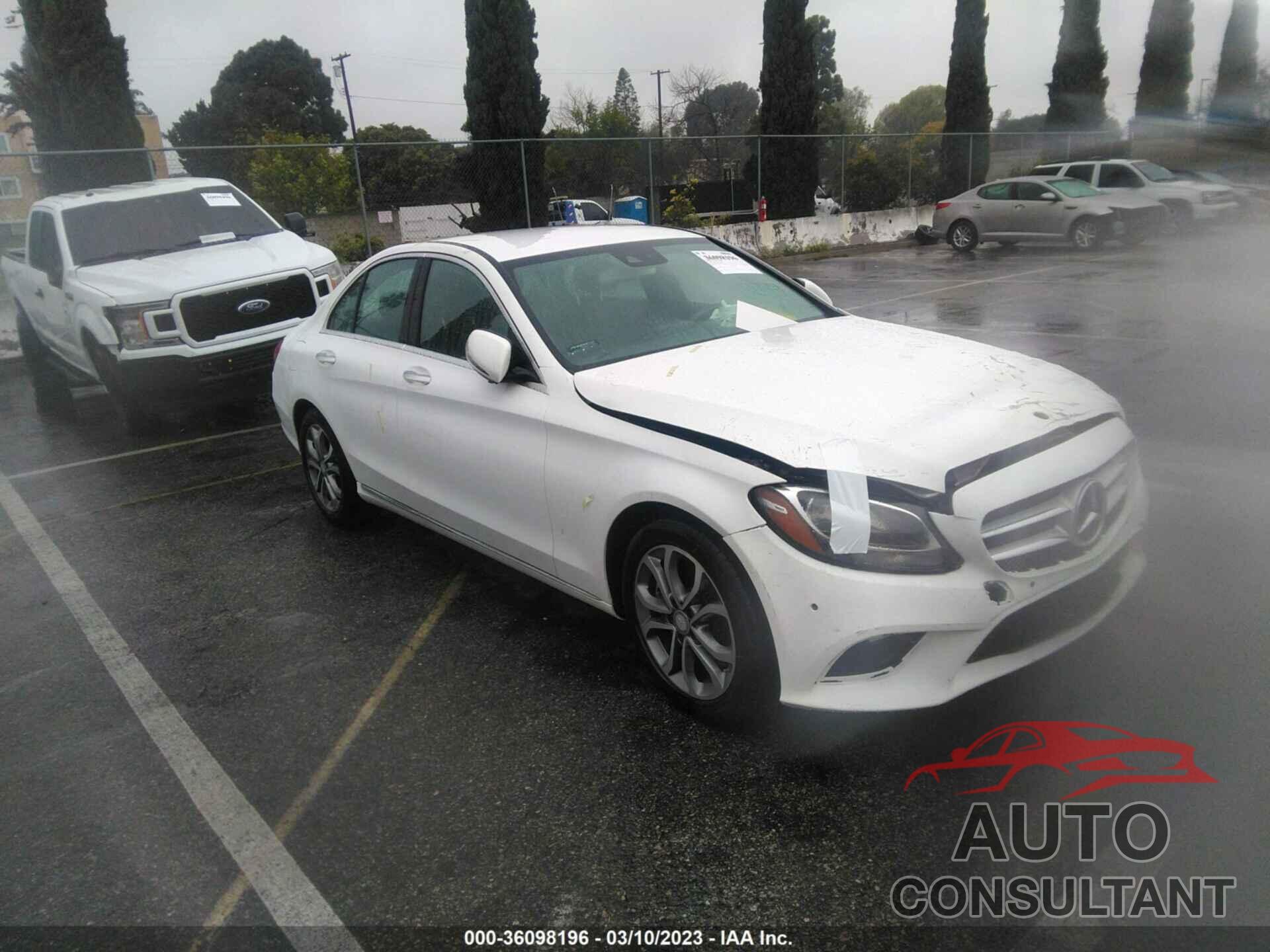 MERCEDES-BENZ C-CLASS 2016 - 55SWF4JB8GU140470