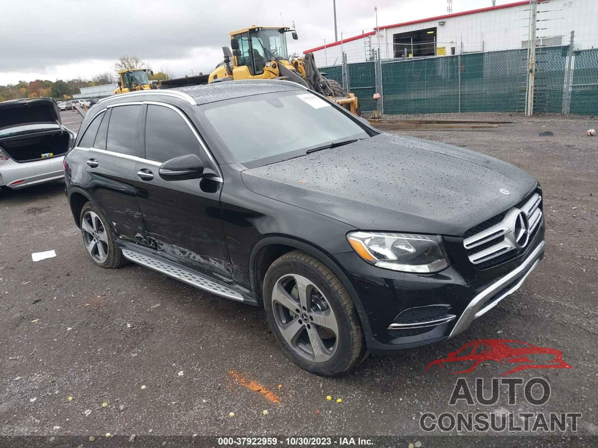 MERCEDES-BENZ GLC 2018 - WDC0G4KB6JV027803