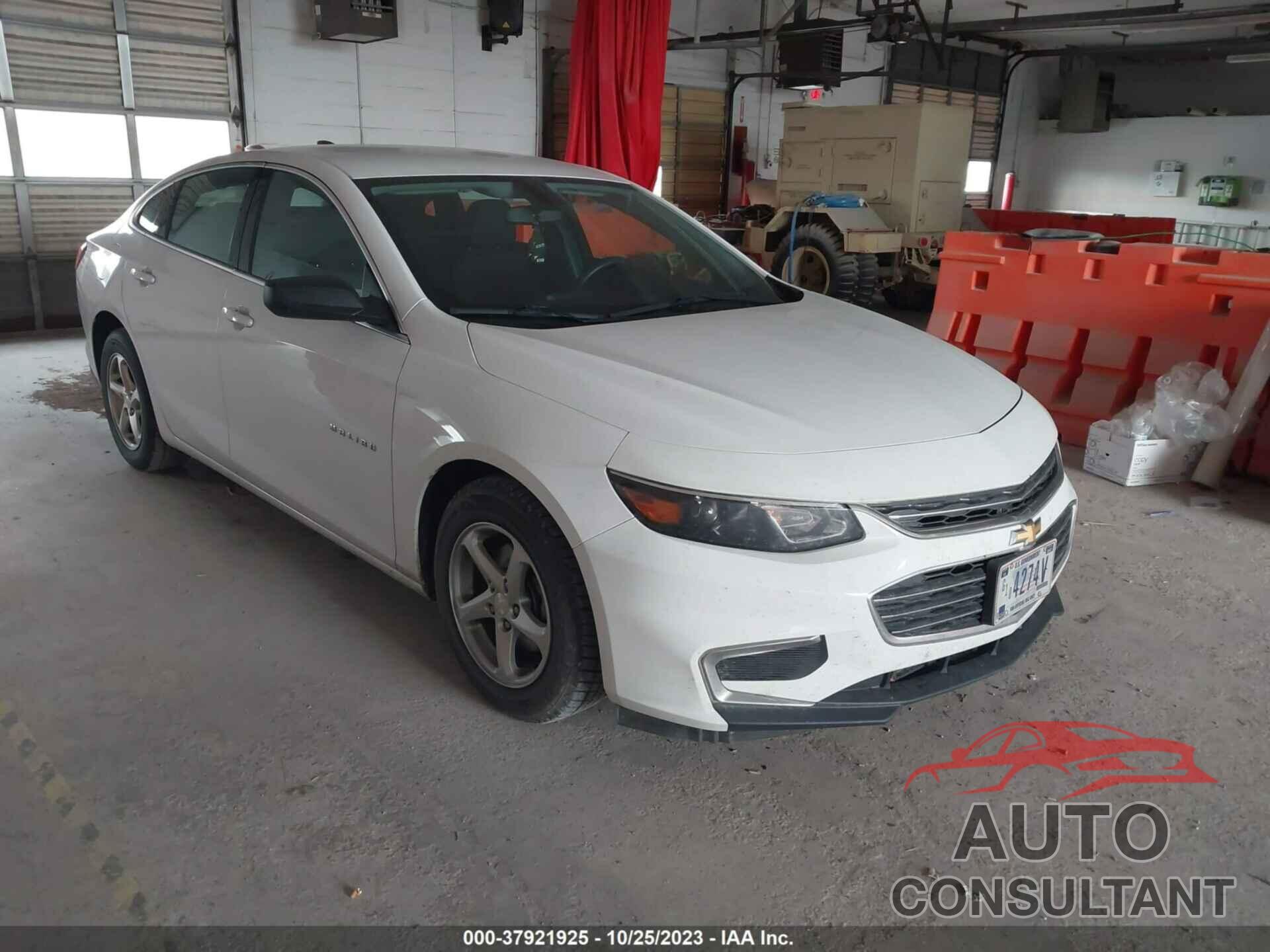 CHEVROLET MALIBU 2018 - 1G1ZC5ST4JF277311