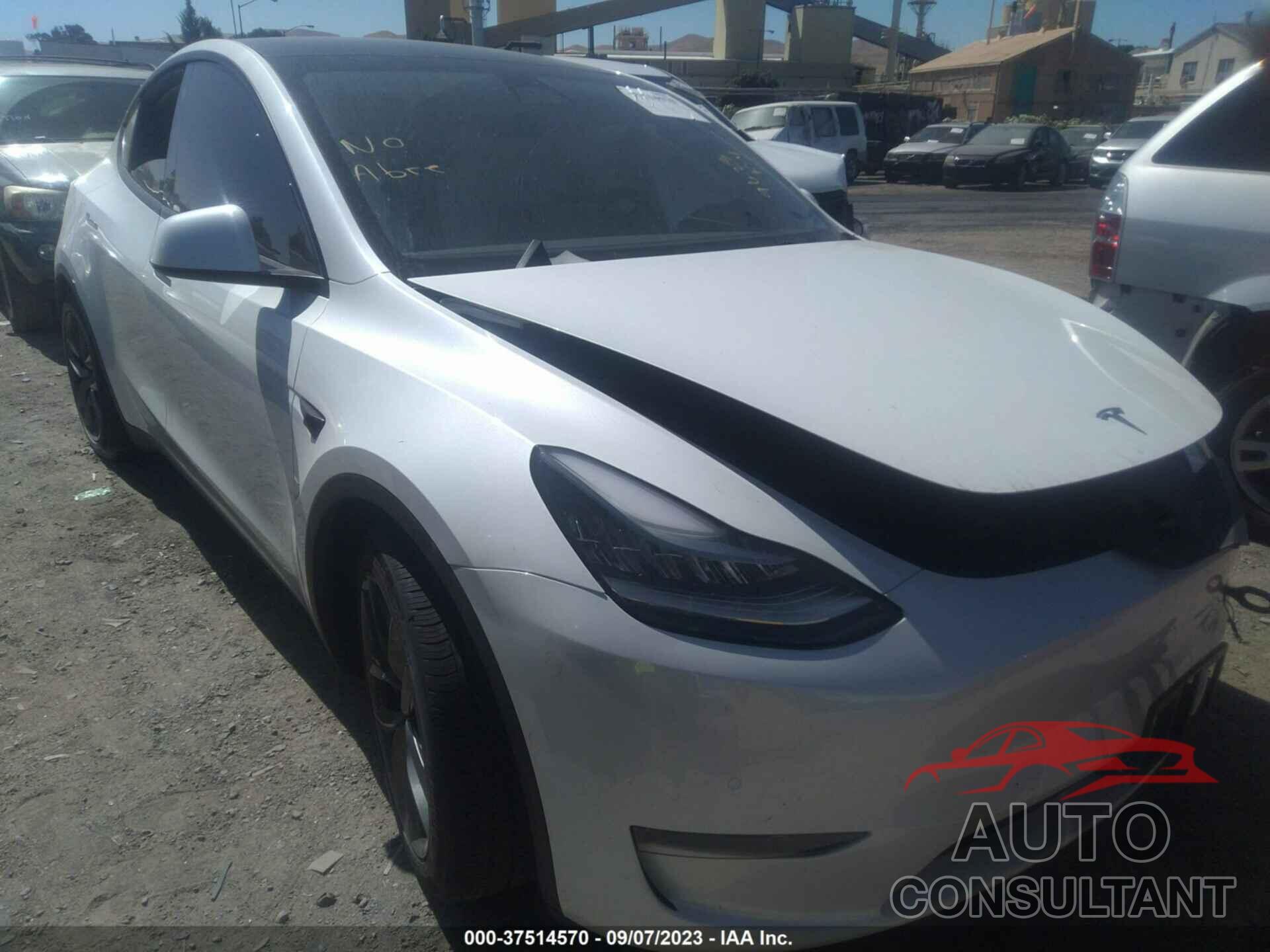 TESLA MODEL Y 2021 - 5YJYGDEF5MF097948