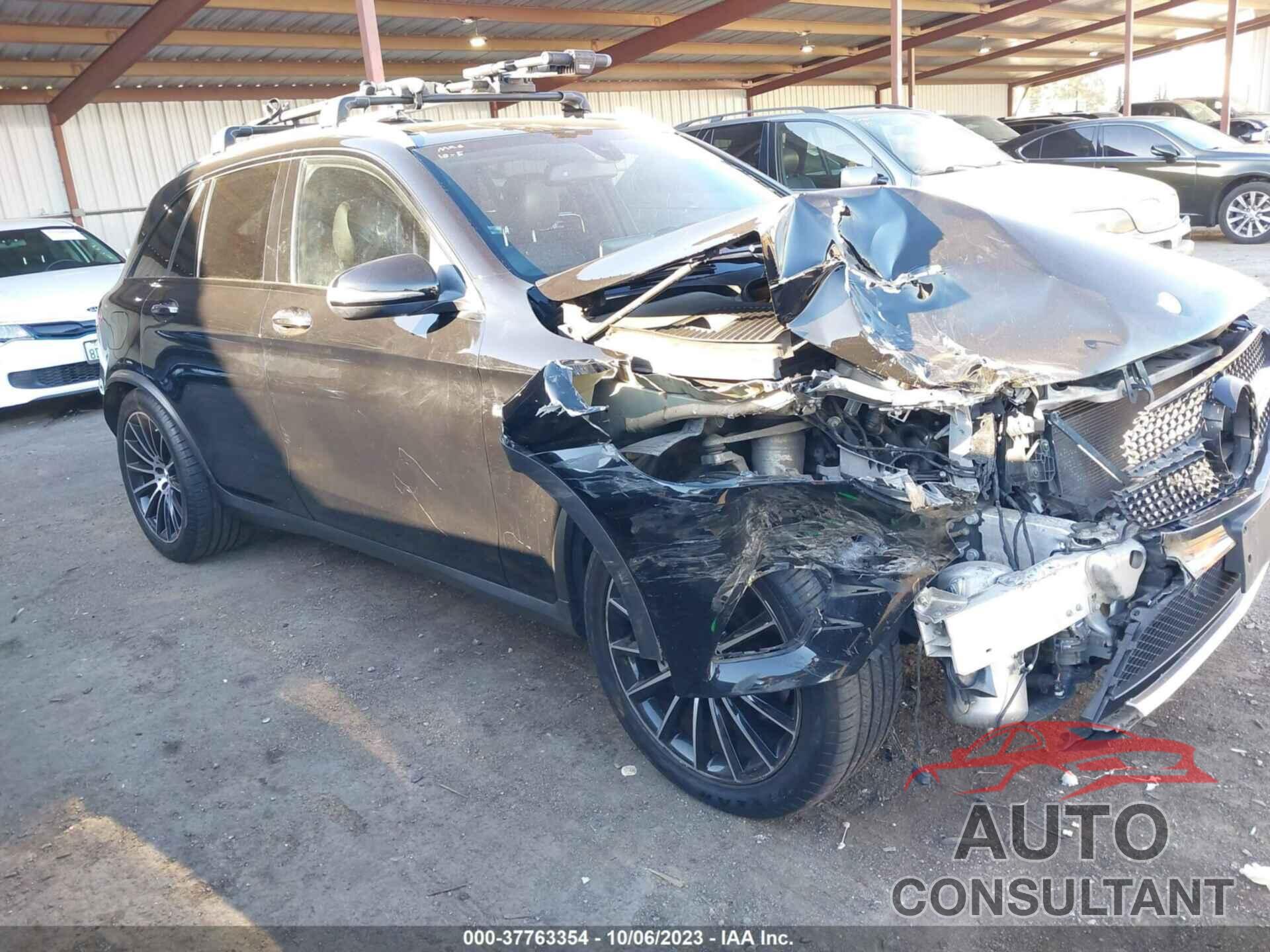 MERCEDES-BENZ AMG GLC 43 2017 - WDC0G6EB7HF179889