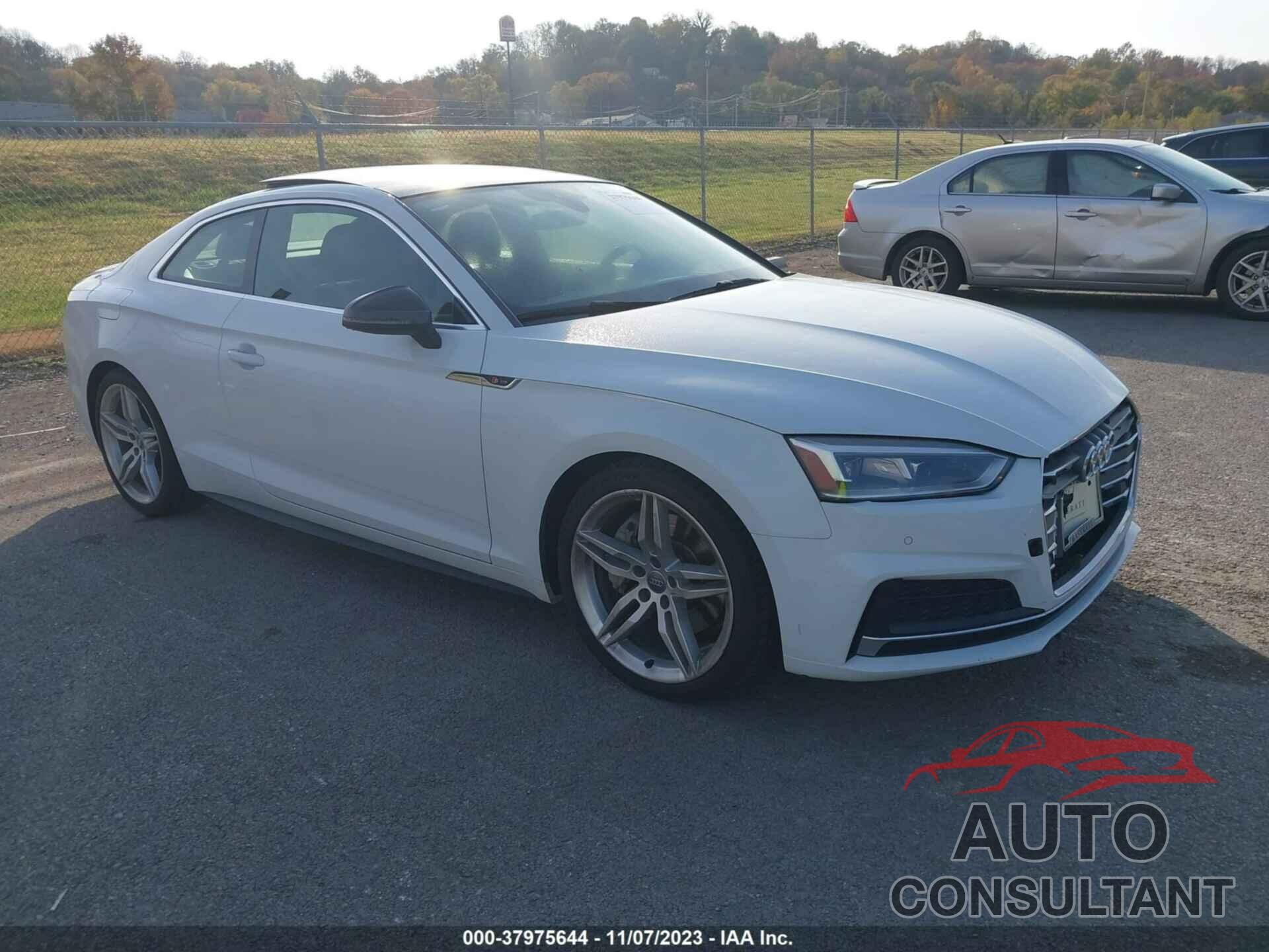 AUDI A5 2018 - WAUTNAF57JA004868