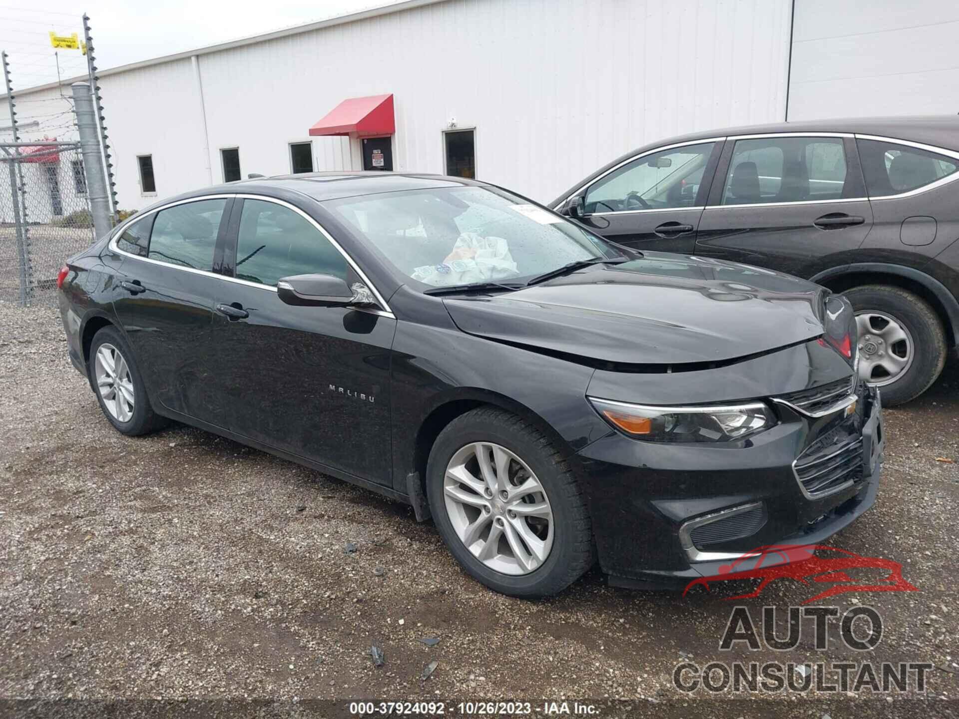 CHEVROLET MALIBU 2017 - 1G1ZE5ST9HF243515
