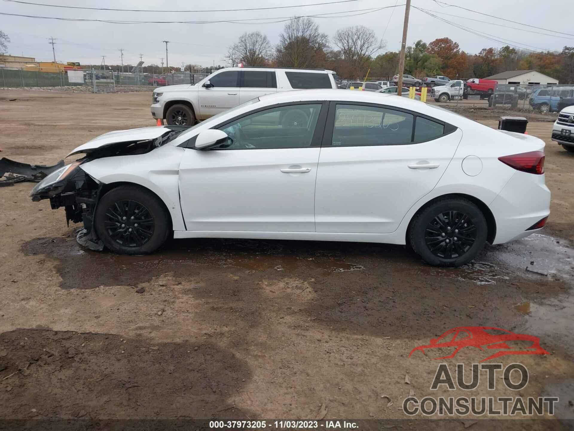 HYUNDAI ELANTRA 2019 - 5NPD74LFXKH468019