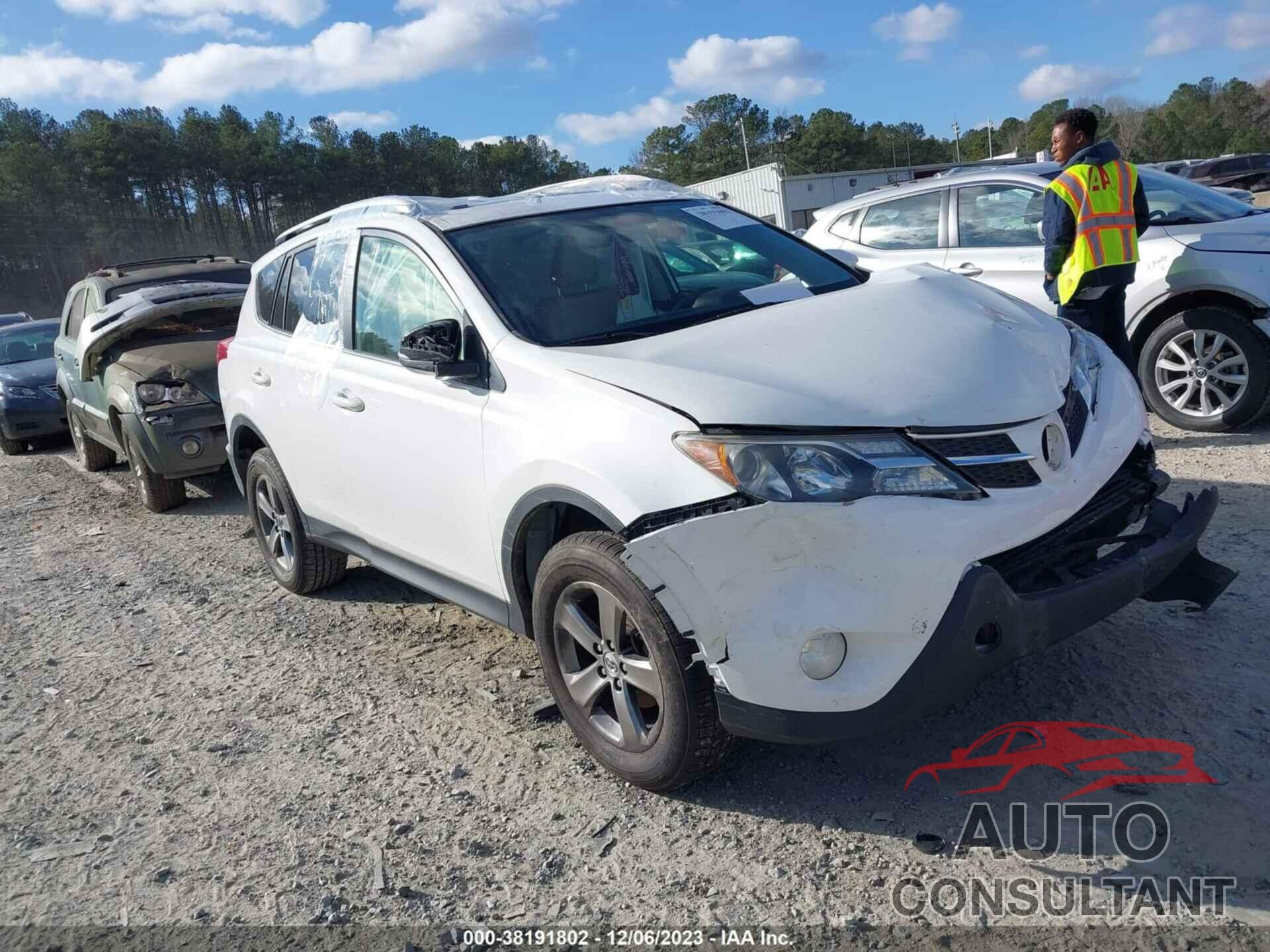 TOYOTA RAV4 2015 - JTMWFREV4FD050922