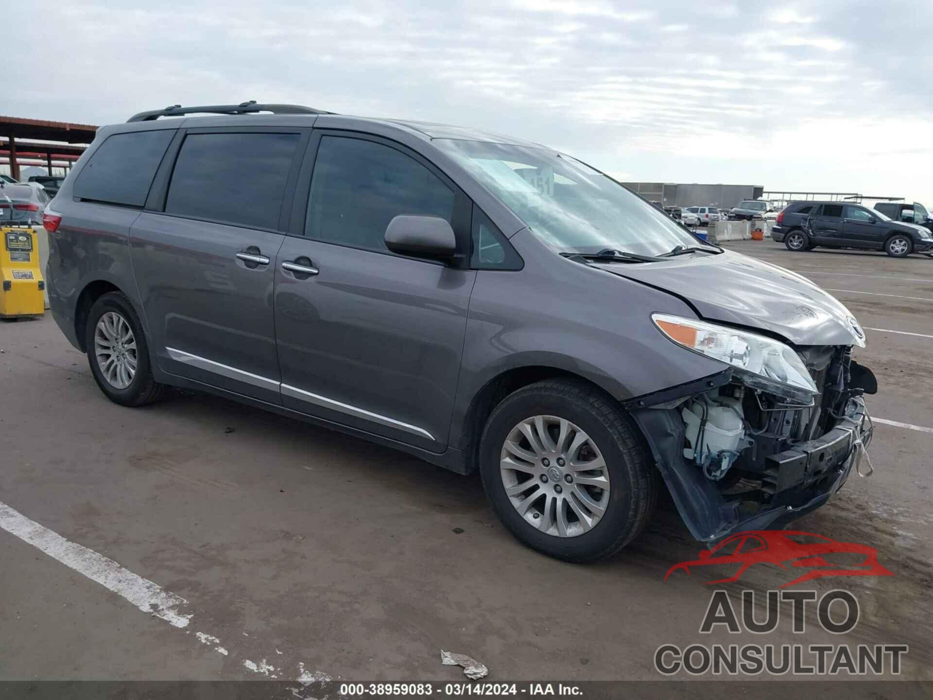 TOYOTA SIENNA 2017 - 5TDYZ3DC2HS862529