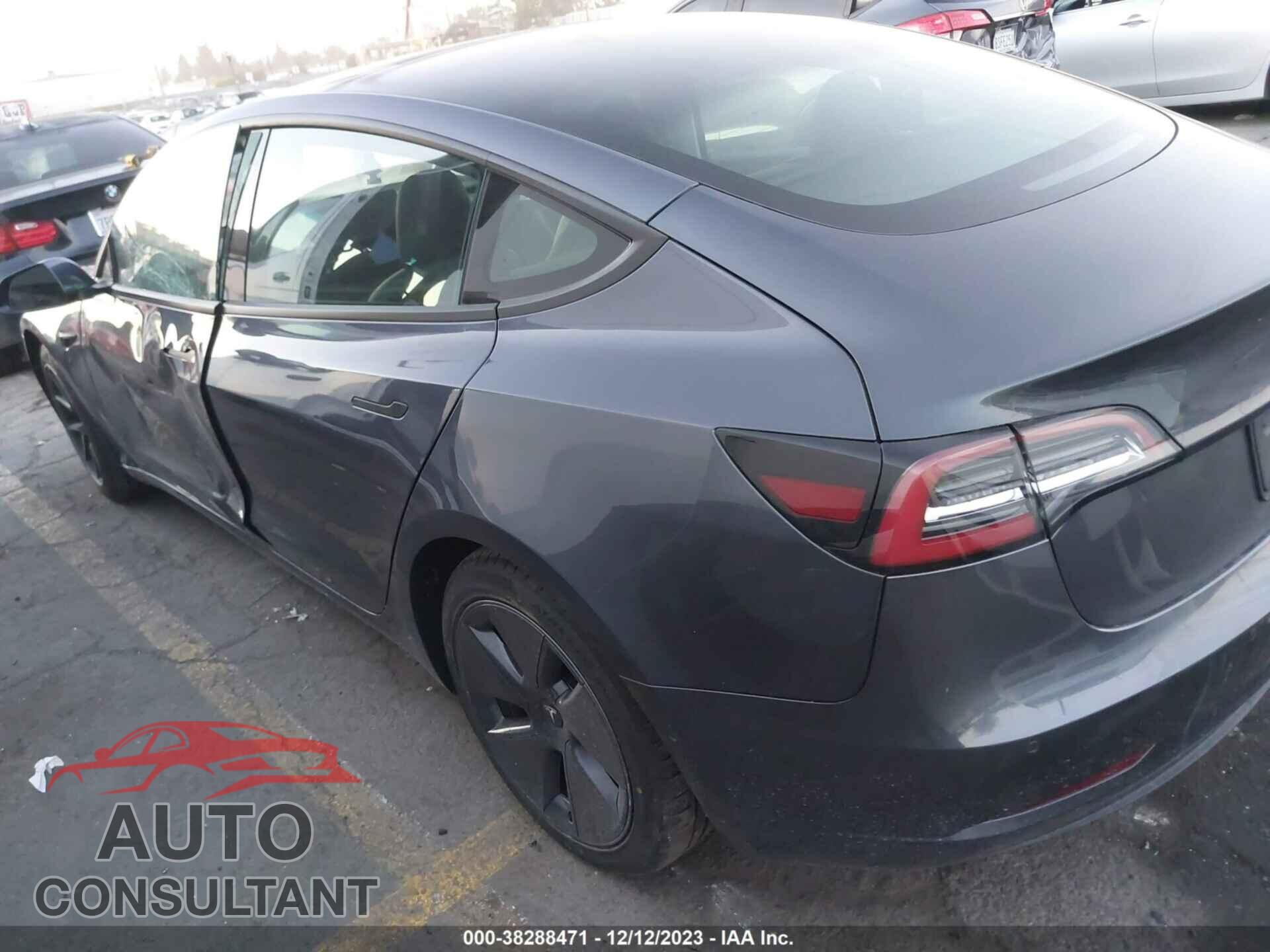 TESLA MODEL 3 2021 - 5YJ3E1EA4MF076169