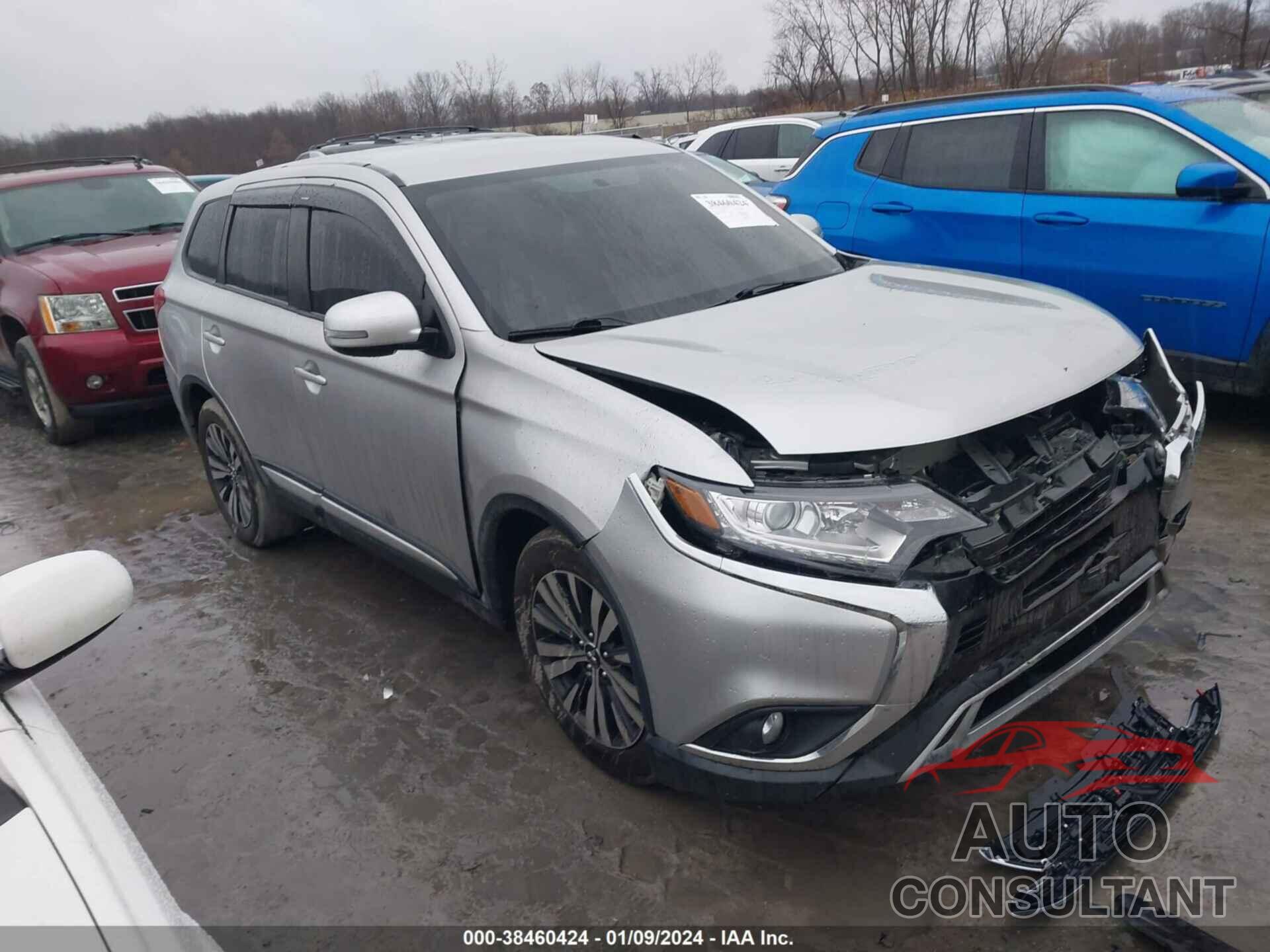 MITSUBISHI OUTLANDER 2019 - JA4AD3A36KZ042958