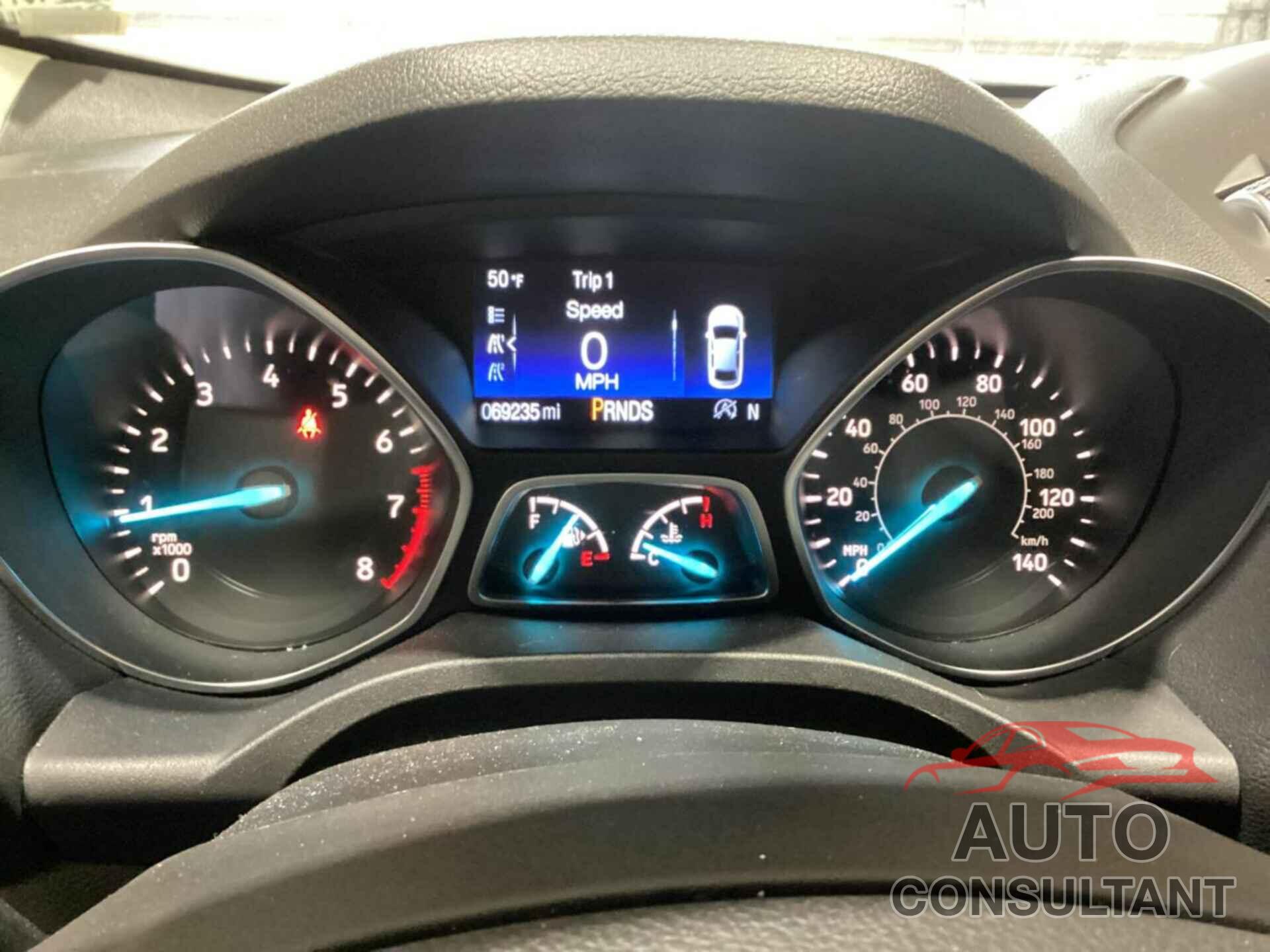 FORD ESCAPE 2019 - 1FMCU9HD5KUA65558