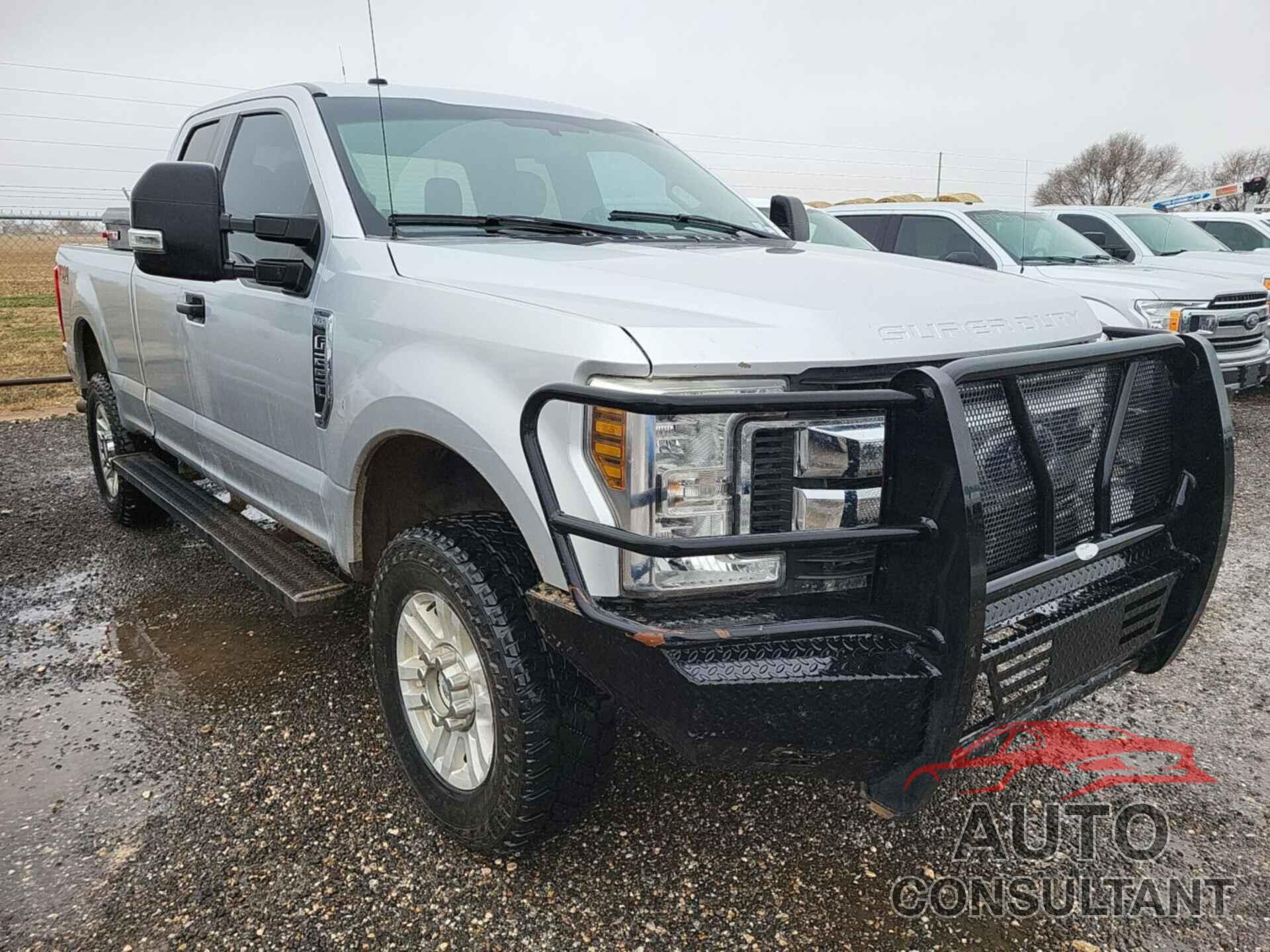 FORD F250 2019 - 1FT7X2B68KEE87302