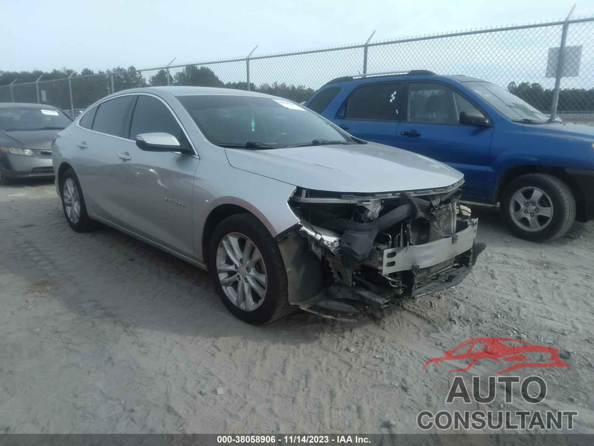 CHEVROLET MALIBU 2017 - 1G1ZE5ST3HF230985
