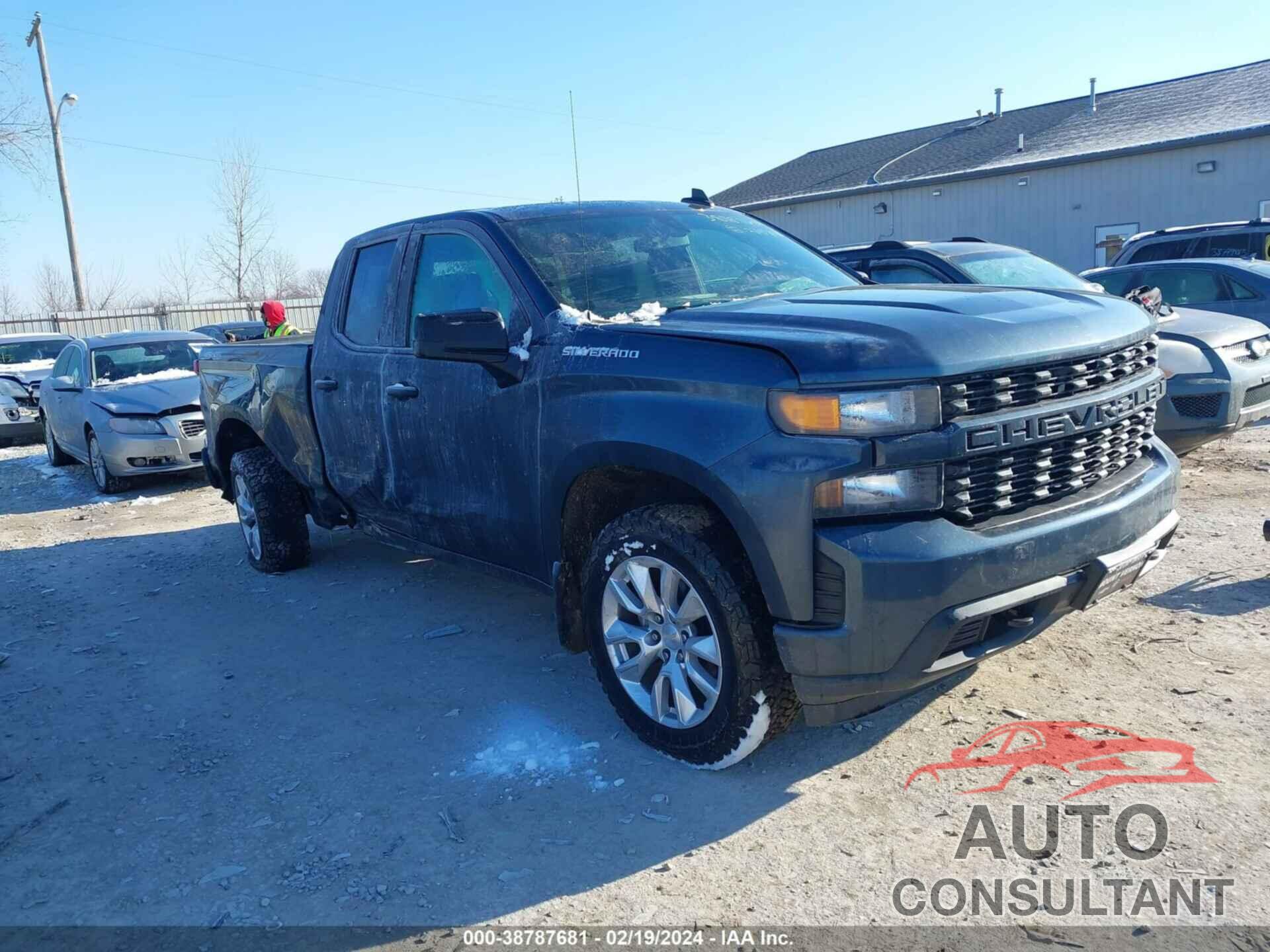 CHEVROLET SILVERADO 1500 2019 - 1GCRYBEF0KZ406190