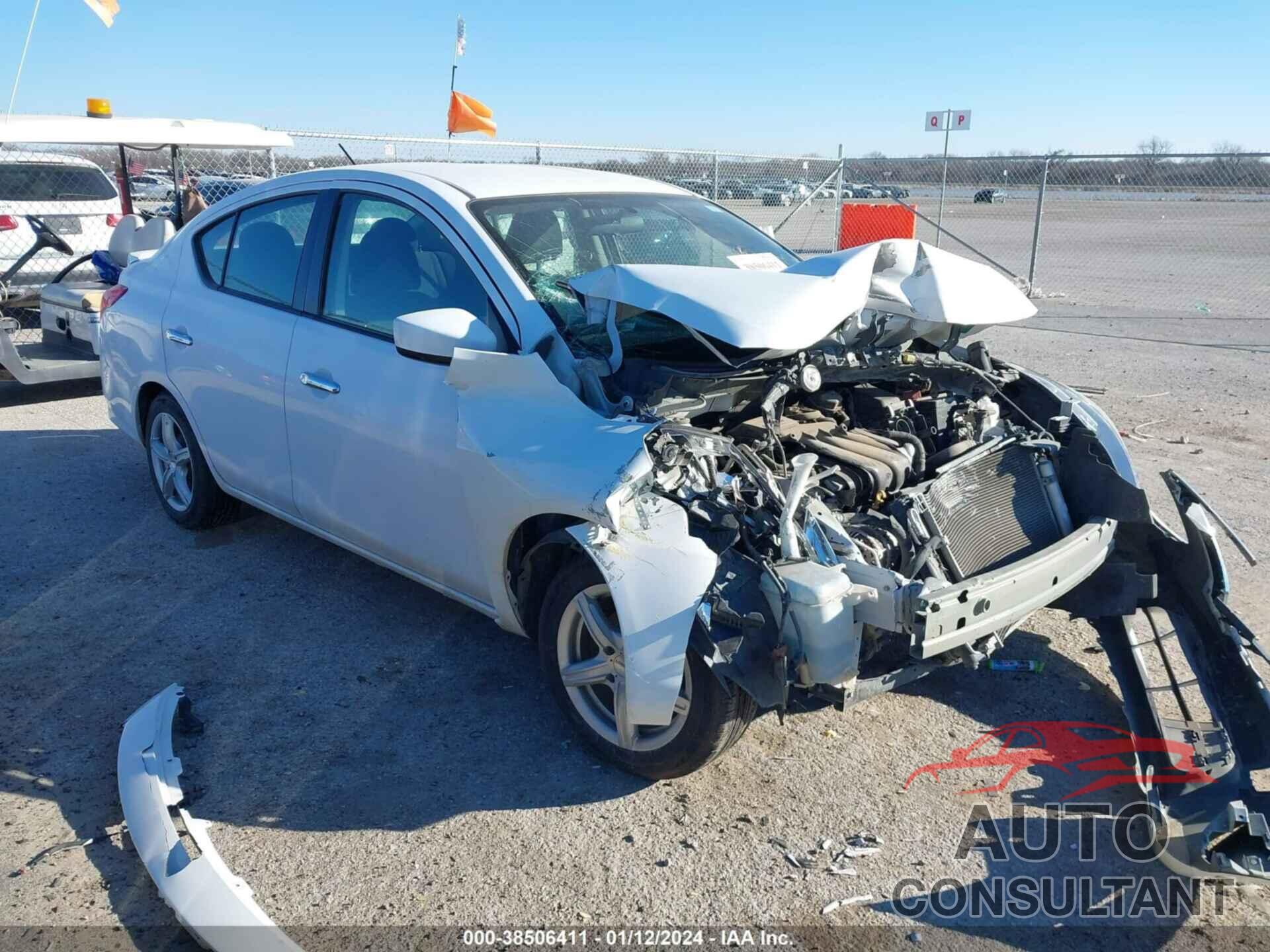 NISSAN VERSA 2017 - 3N1CN7AP9HL807895