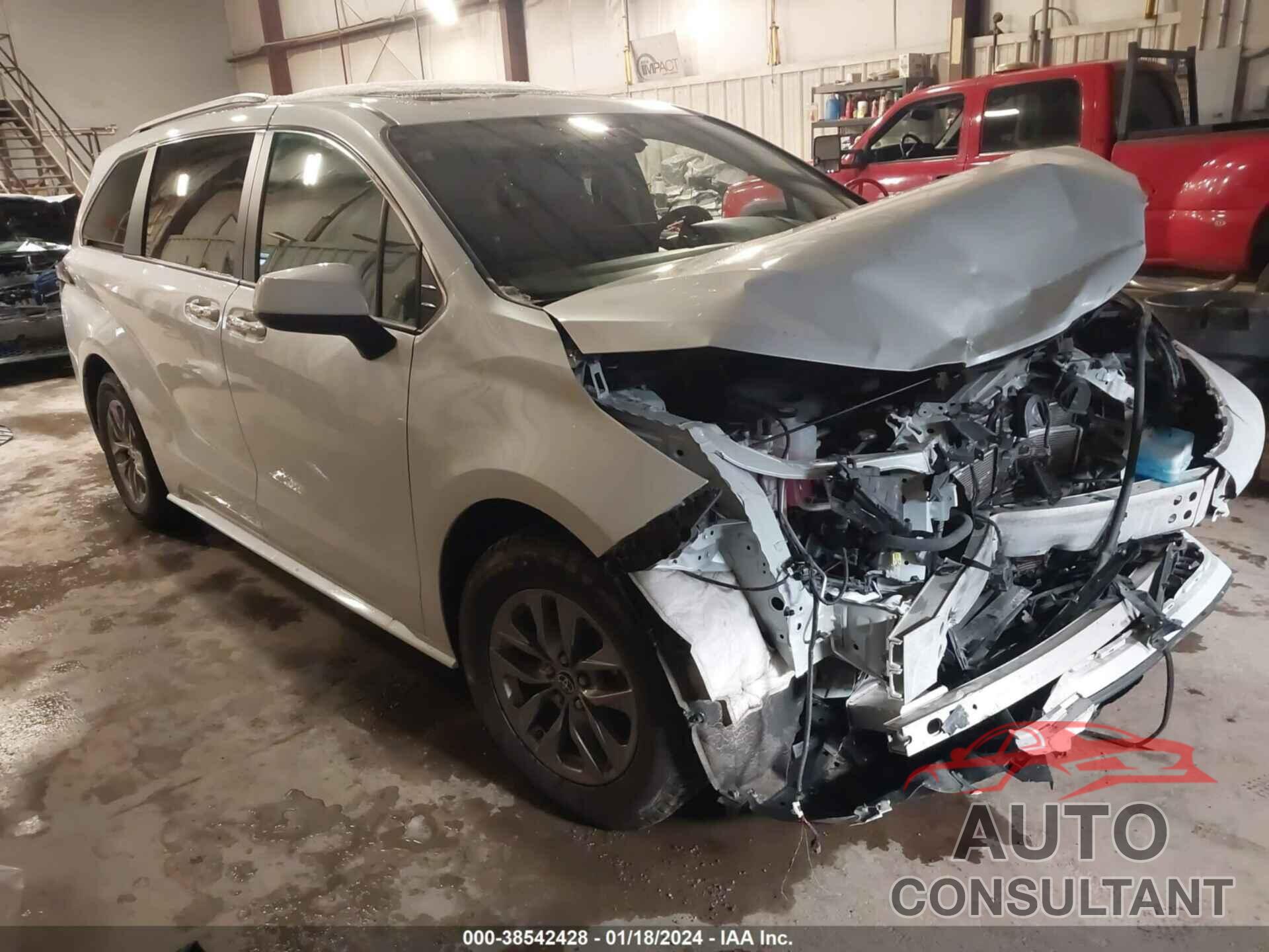 TOYOTA SIENNA 2022 - 5TDYSKFC0NS045809