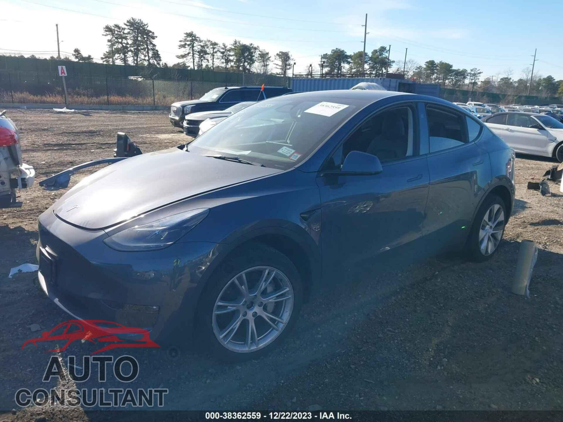 TESLA MODEL Y 2023 - 7SAYGDEE6PF874233