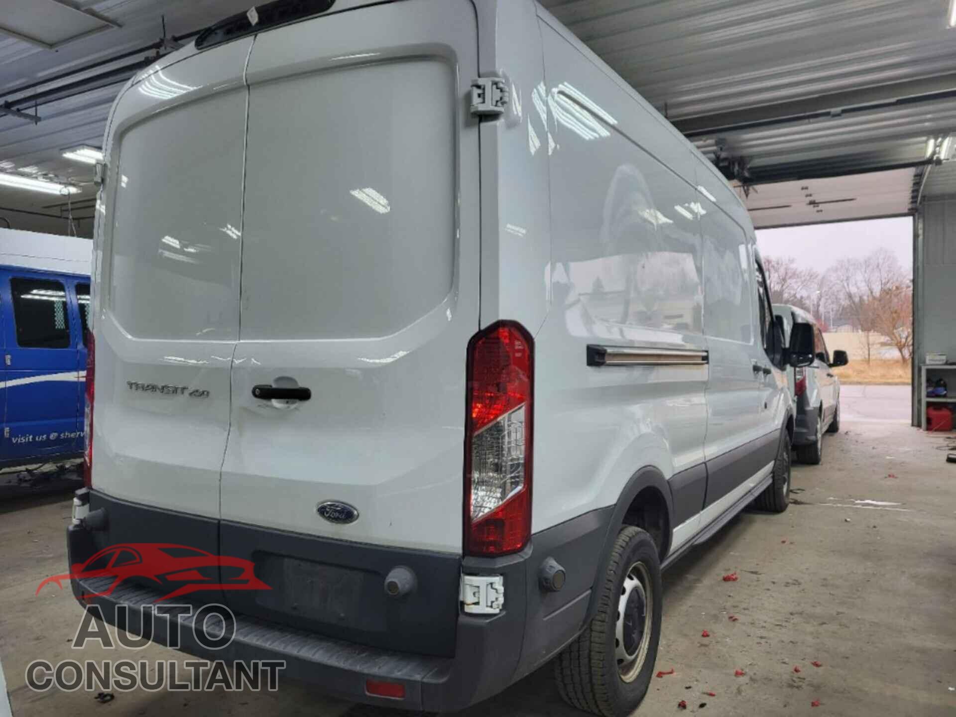 FORD TRANSIT 2018 - 1FTYR2CM2JKA05659