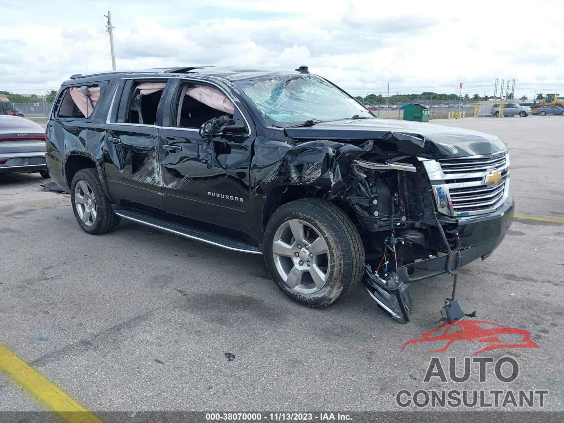 CHEVROLET SUBURBAN 2019 - 1GNSCJKC6KR311144