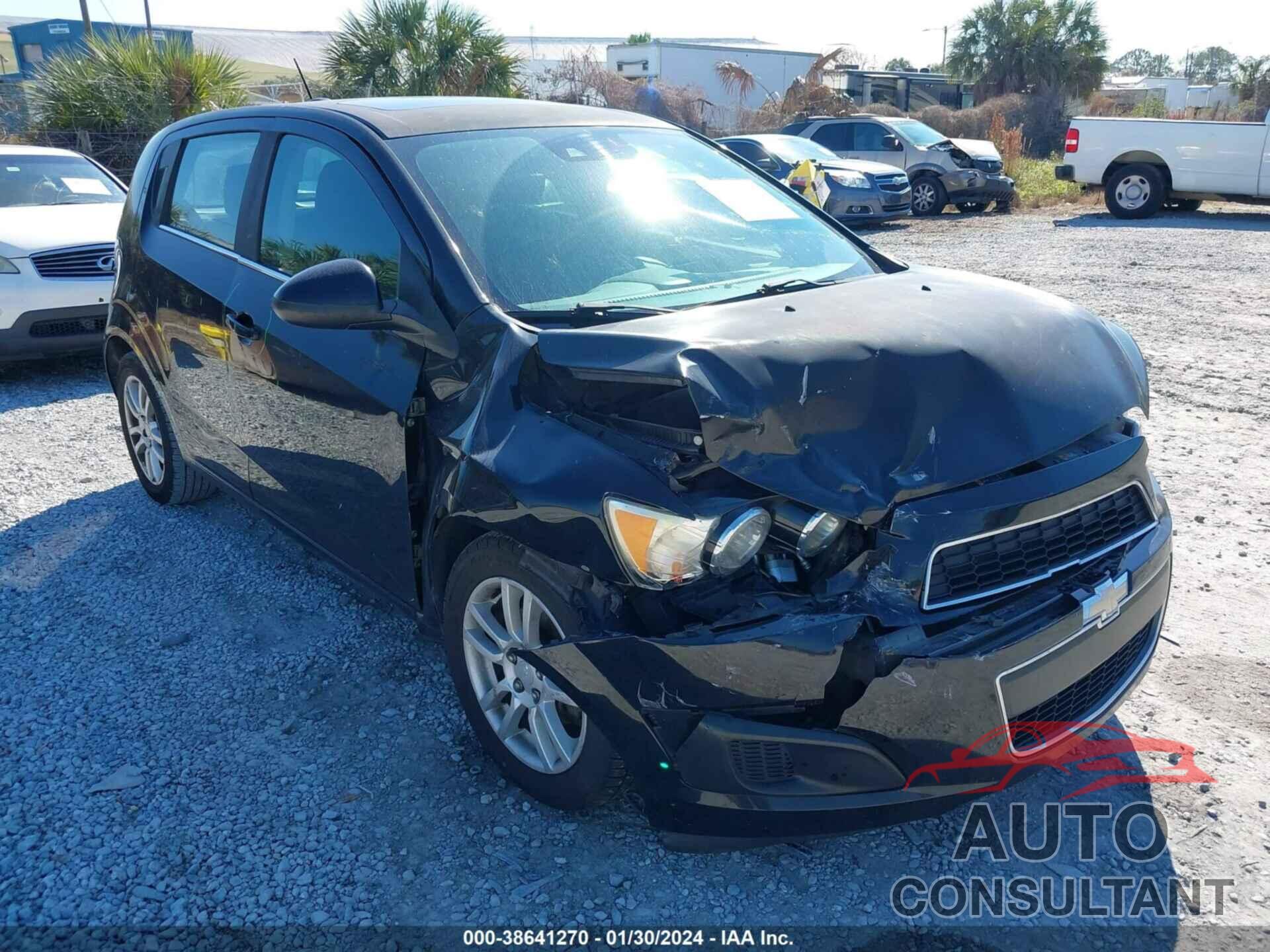 CHEVROLET SONIC 2016 - 1G1JC6SB3G4175982