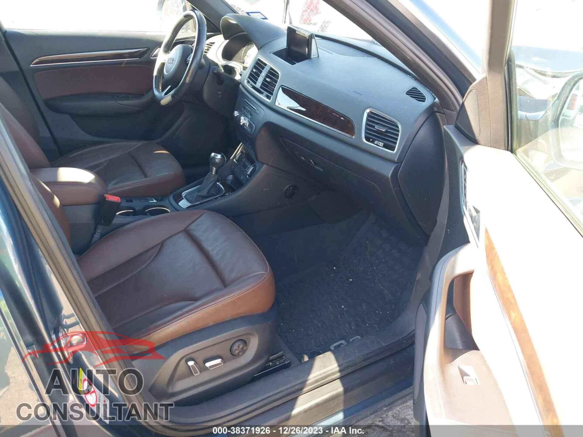 AUDI Q3 2016 - WA1BFCFS4GR002383