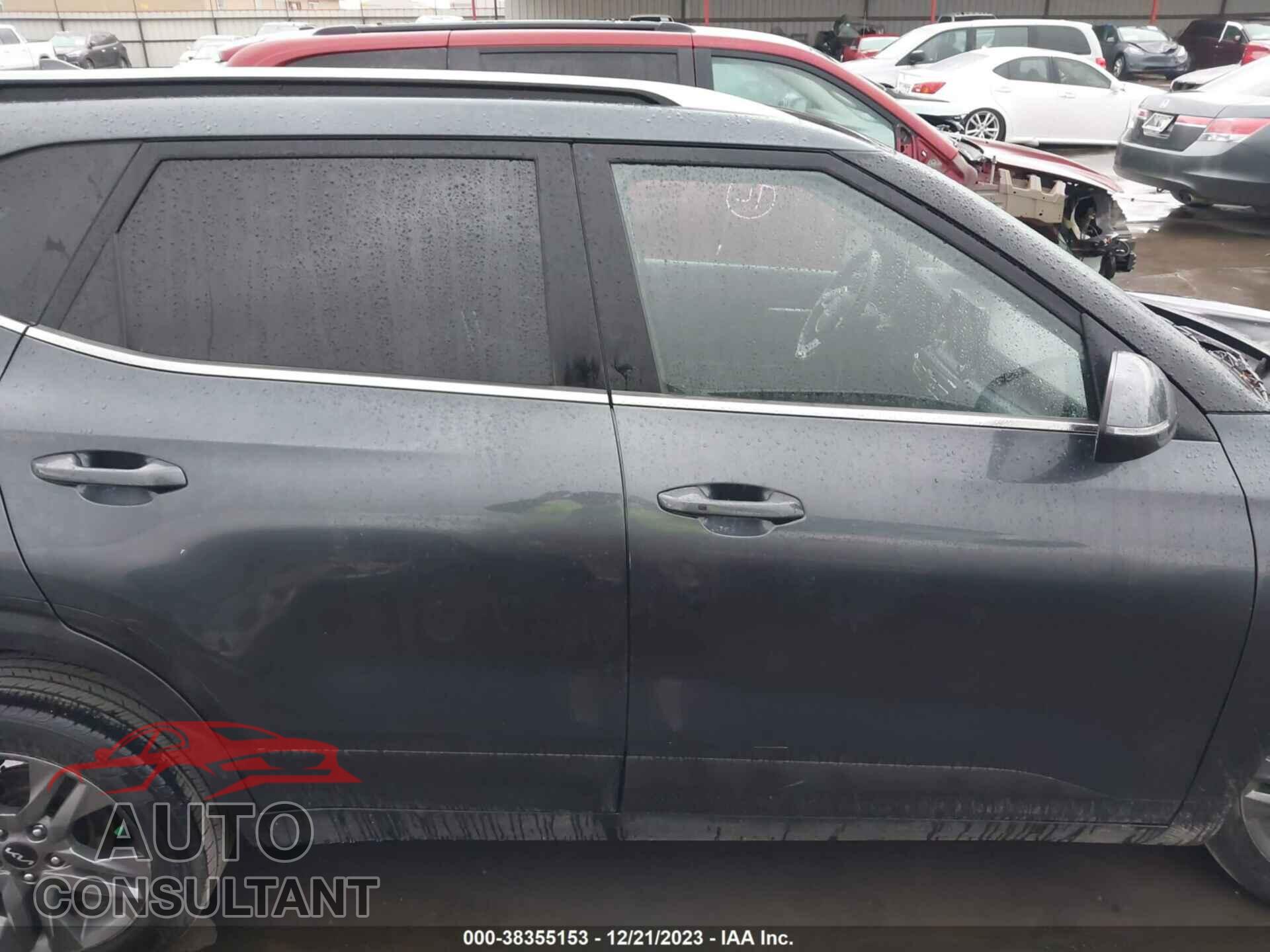 KIA SELTOS 2022 - KNDEU2AA1N7313957