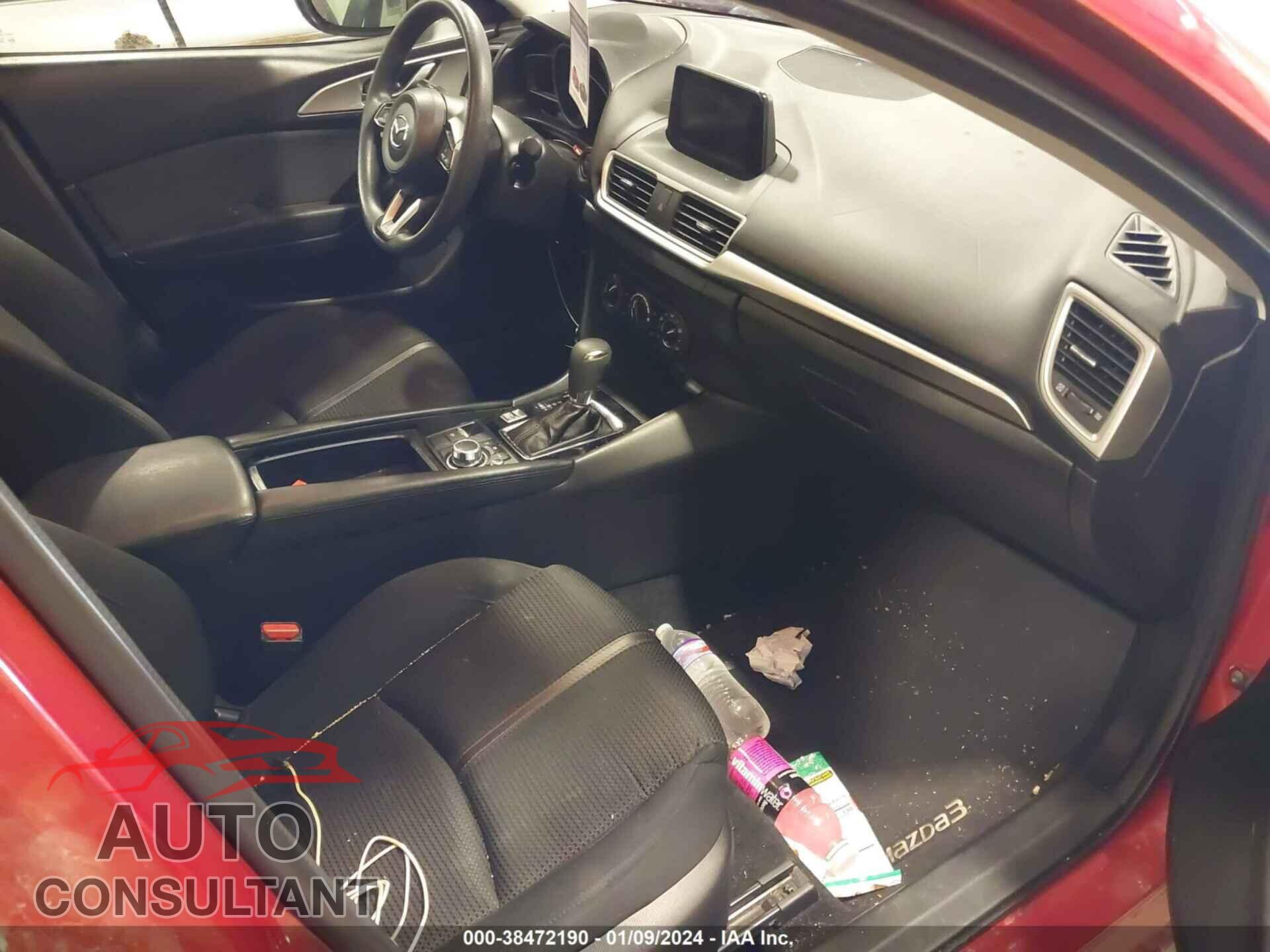 MAZDA MAZDA3 2017 - 3MZBN1U79HM104306