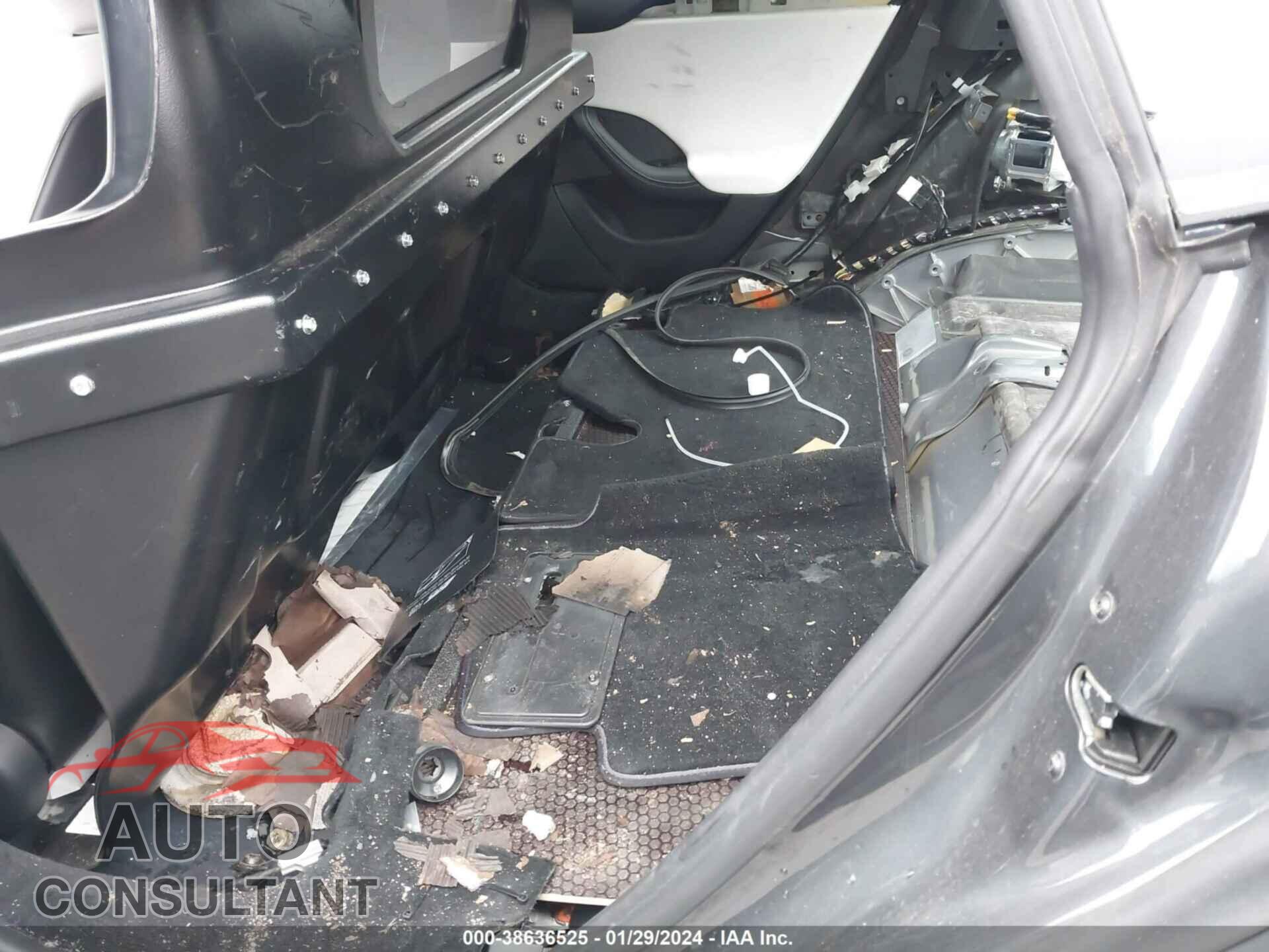 TESLA MODEL S 2021 - 5YJSA1E57MF428235