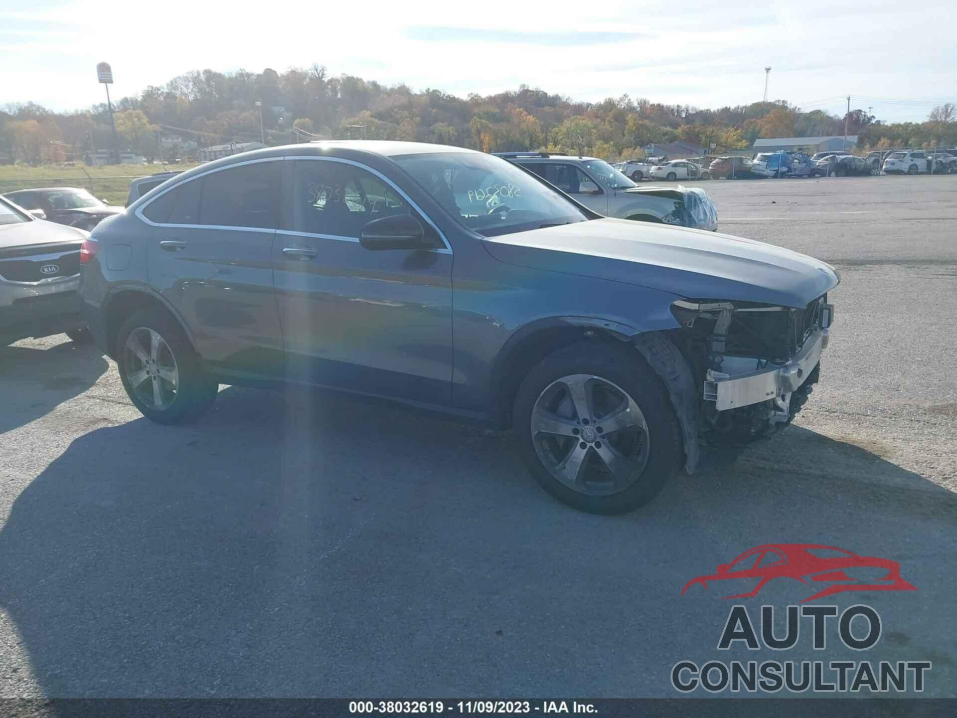 MERCEDES-BENZ GLC COUPE 2017 - WDC0J4KB8HF192404