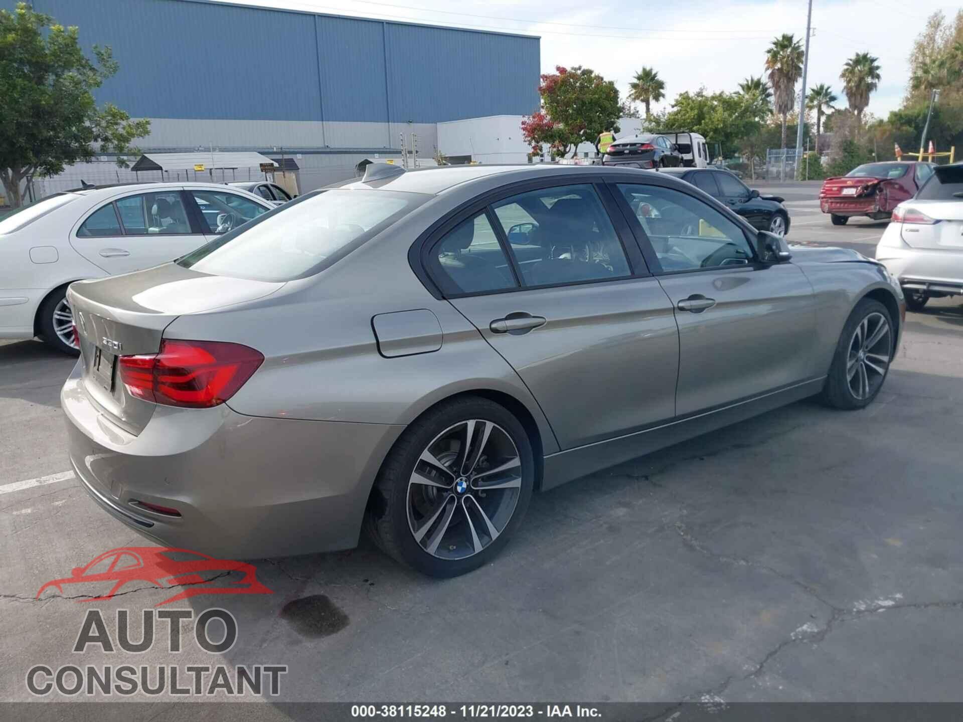 BMW 330I 2018 - WBA8B9C55JAE21958
